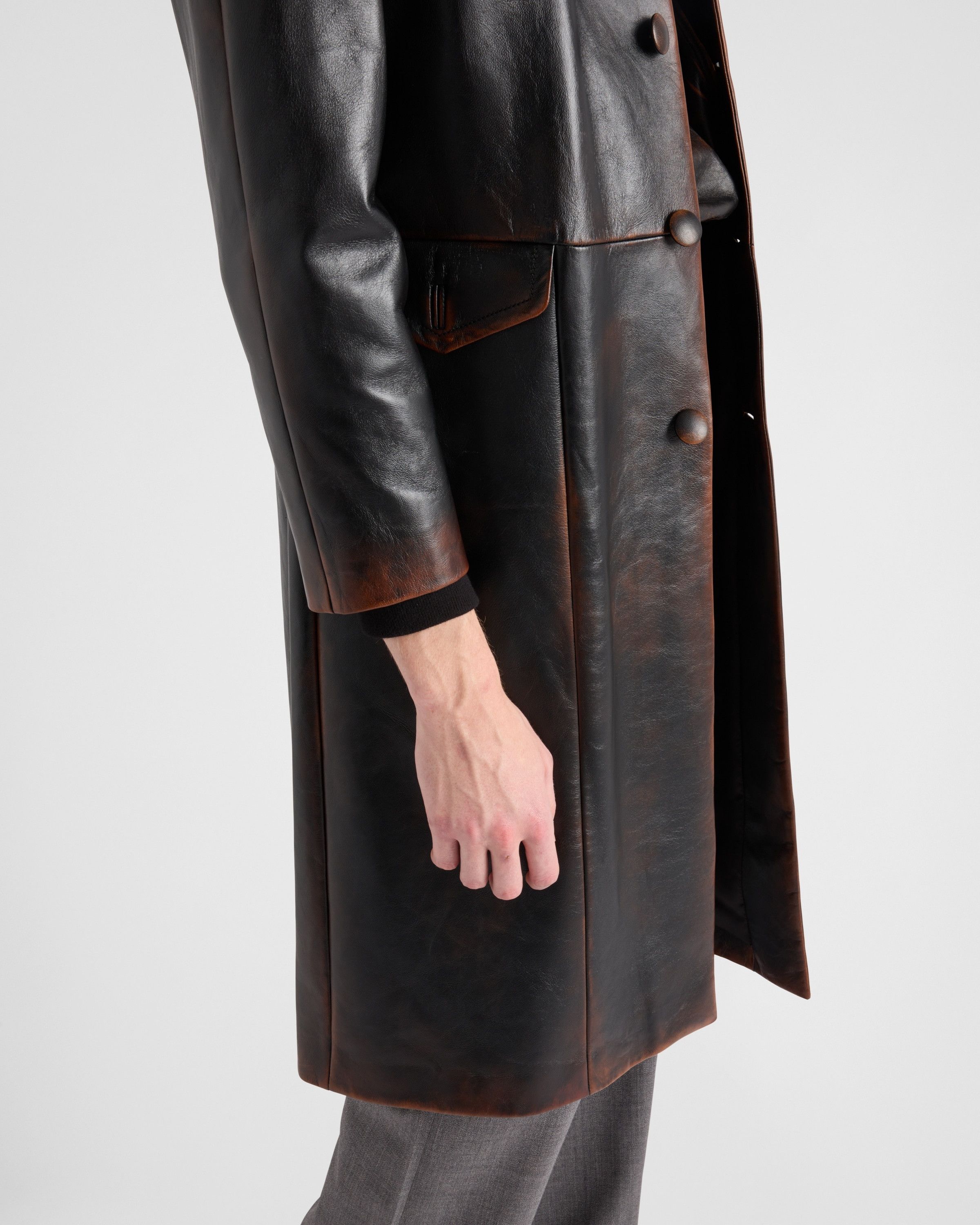 Prada o1bcso1str1025 Nappa Leather Coat in Black Size US L / EU 52-54 / 3 - 4 Thumbnail