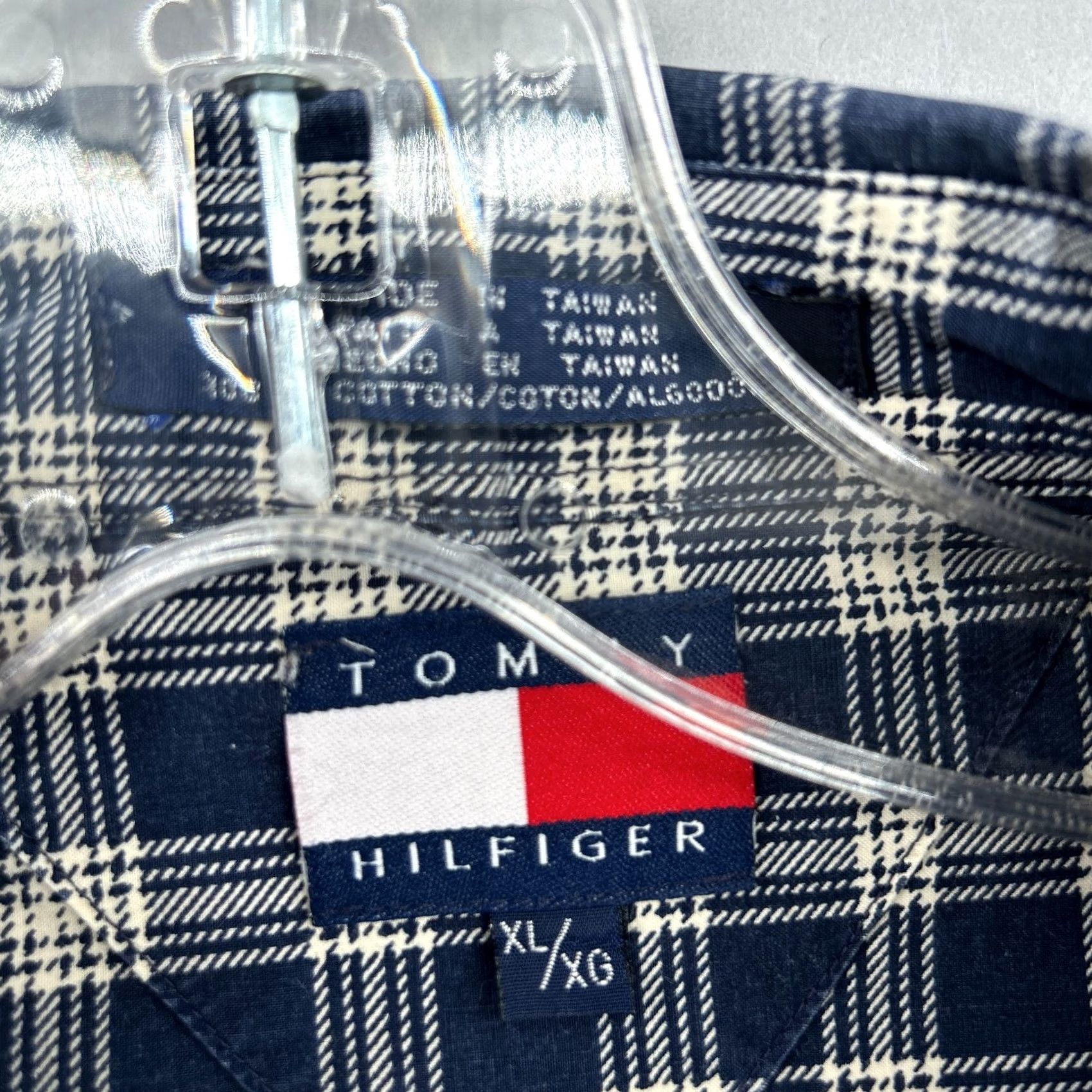 Tommy Hilfiger VINTAGE Tommy Hilfiger Shirt Mens XL Navy Plaid Tartan Button Up Crest 90s Size US XL / EU 56 / 4 - 6 Thumbnail