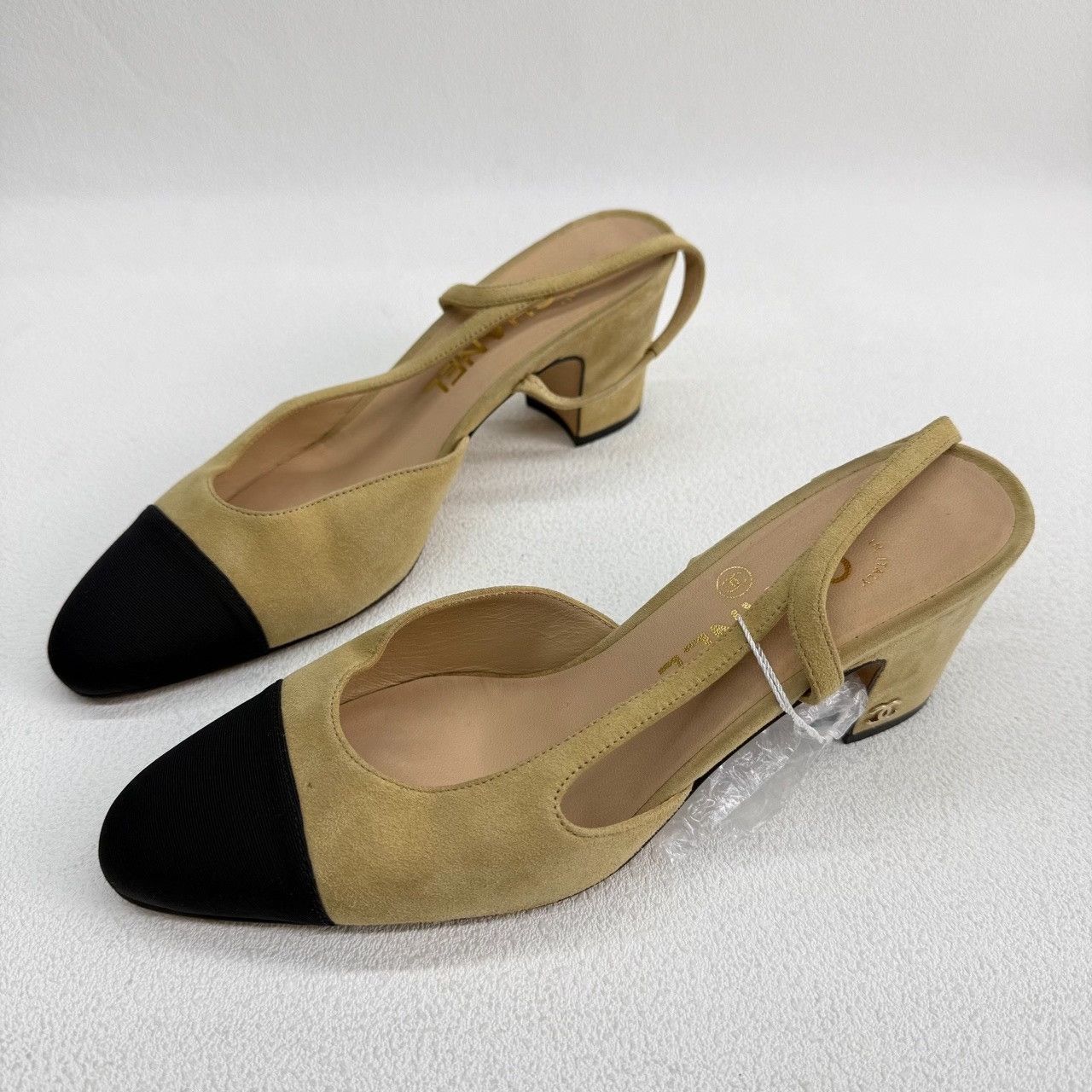 Chanel Chanel Beige Sandals us_6-5 Women Size US 6.5 / IT 36.5 - 1 Thumbnail