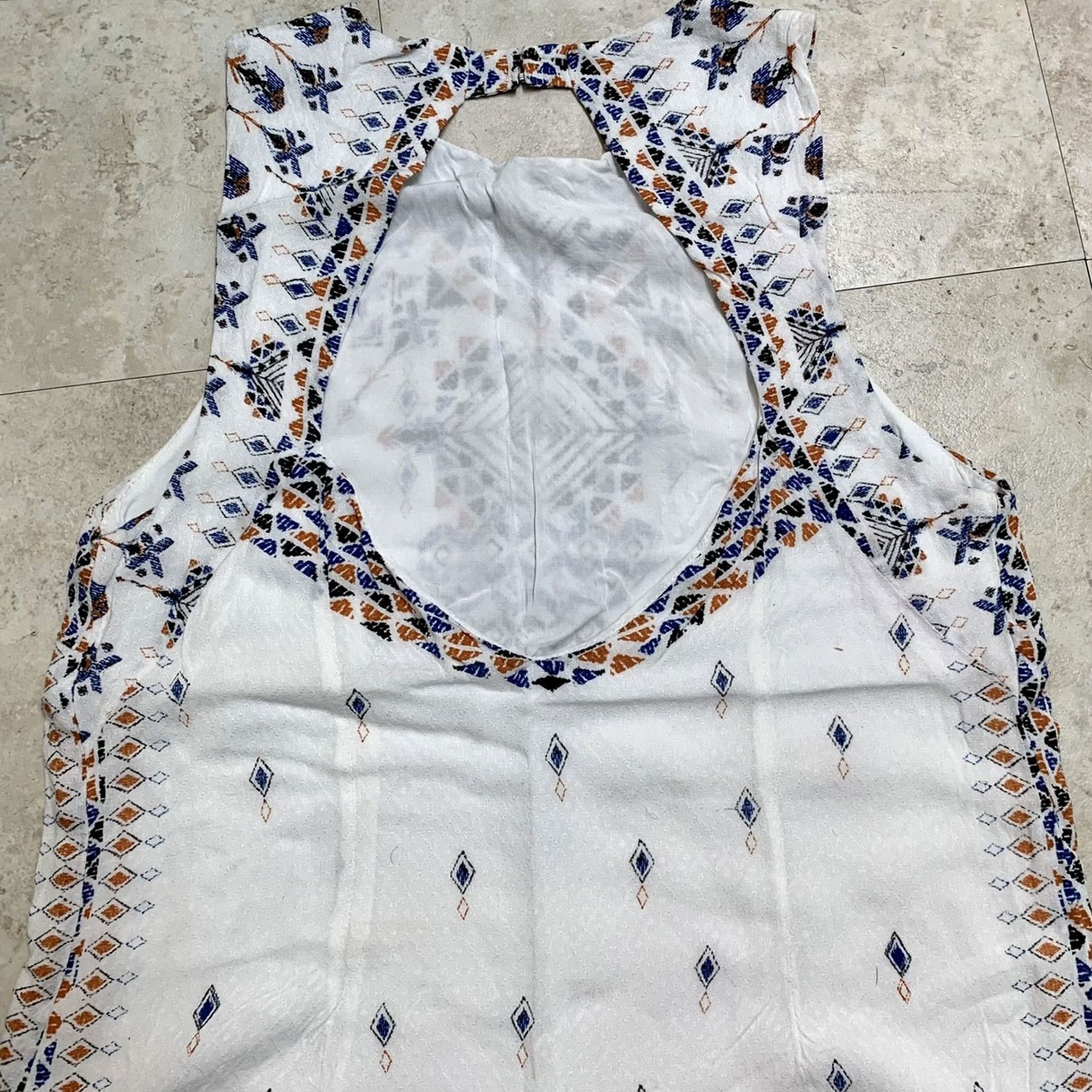Vintage VINTAGE Ecote White Tribal Print Tank Dress M Womens Sleeveless Rayon Knee Length Size M / US 6-8 / IT 42-44 - 4 Thumbnail