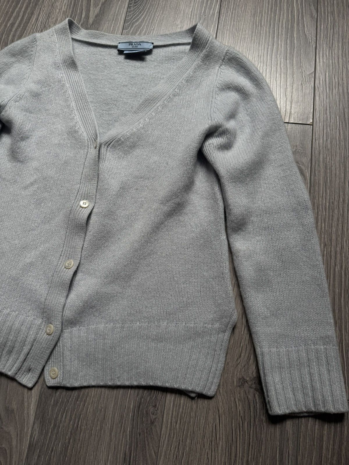 Prada Prada Cashmere/ Silk Cardigan 42 Size M / US 6-8 / IT 42-44 - 5 Thumbnail