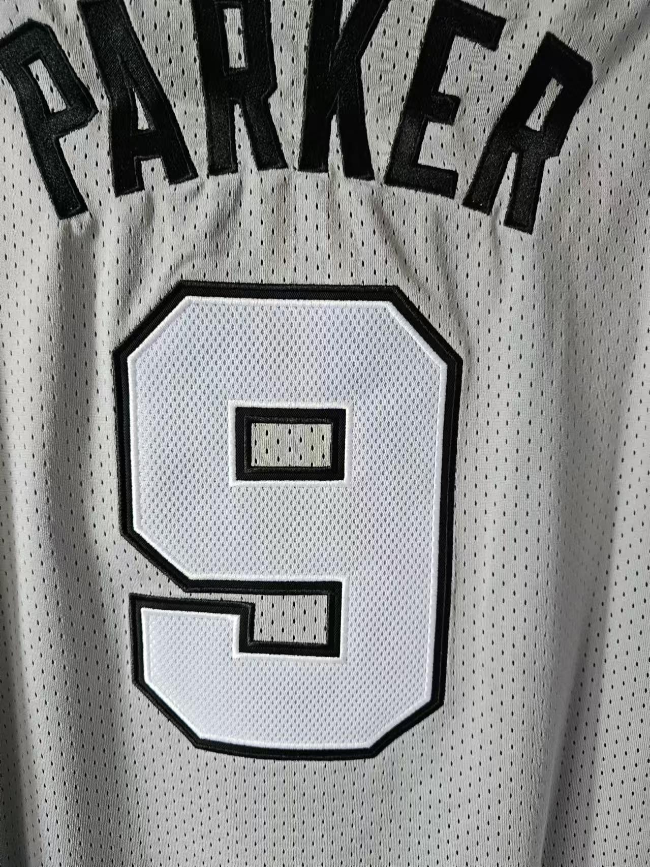 NBA San Antonio Spurs #9 Tony Parker Jersey L Size US L / EU 52-54 / 3 - 4 Thumbnail