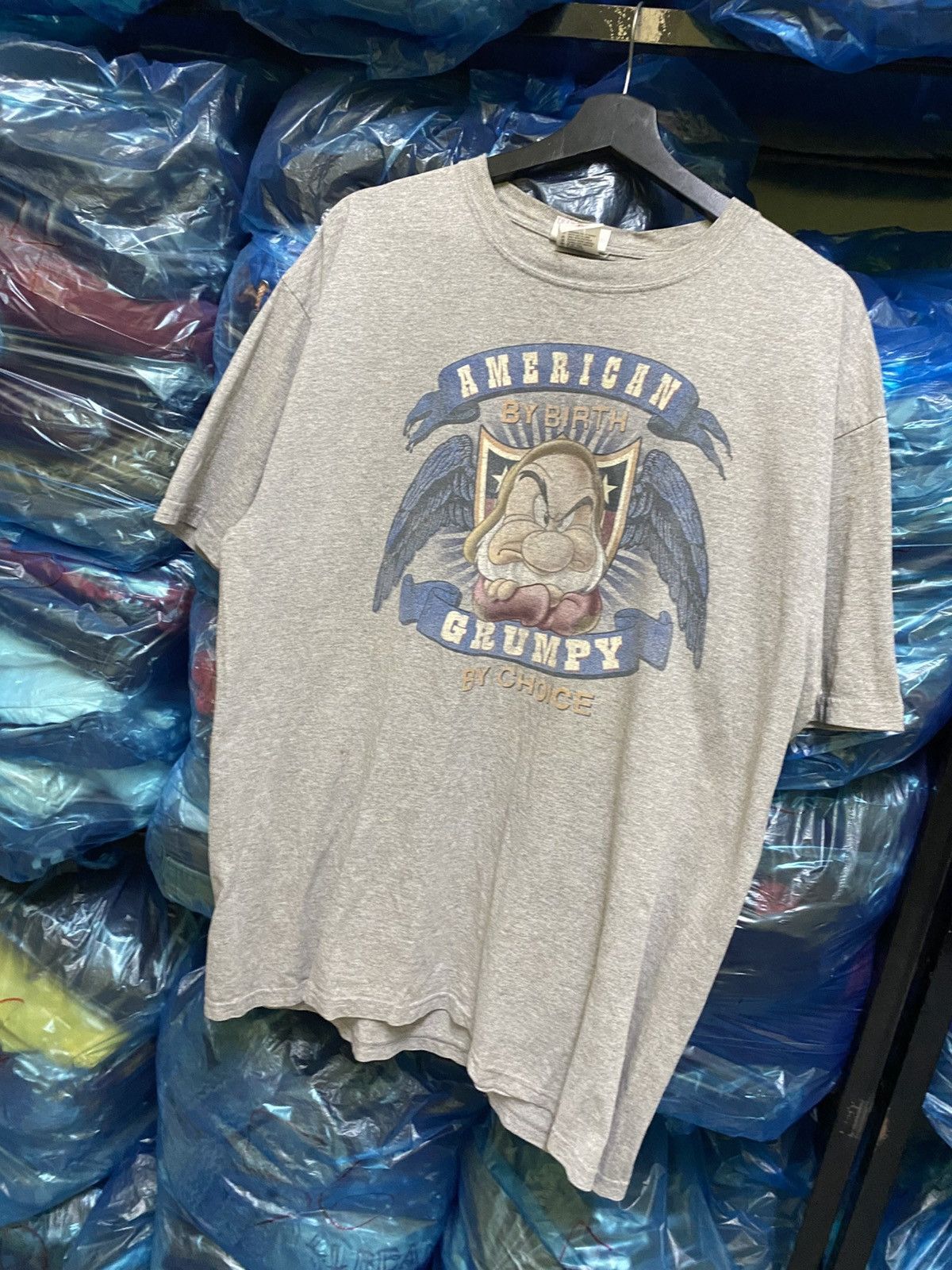 Disney VINTAGE GRUMPY DWARF DISNEY SHIRT Size US XL / EU 56 / 4 - 2 Thumbnail