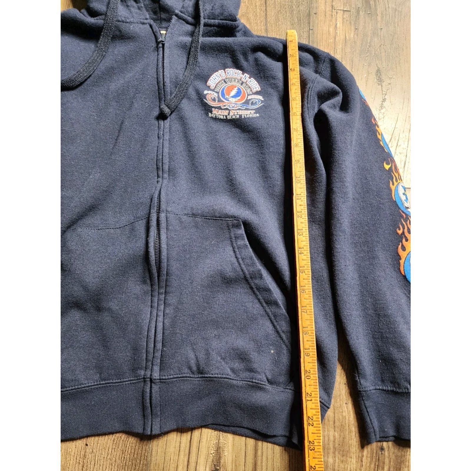 Vintage VINTAGE Vance Hoodie Men’s L Full Zip Blue Graphic Print Skull Roses Riding Daytona Bike Week Size US L / EU 52-54 / 3 - 4 Thumbnail