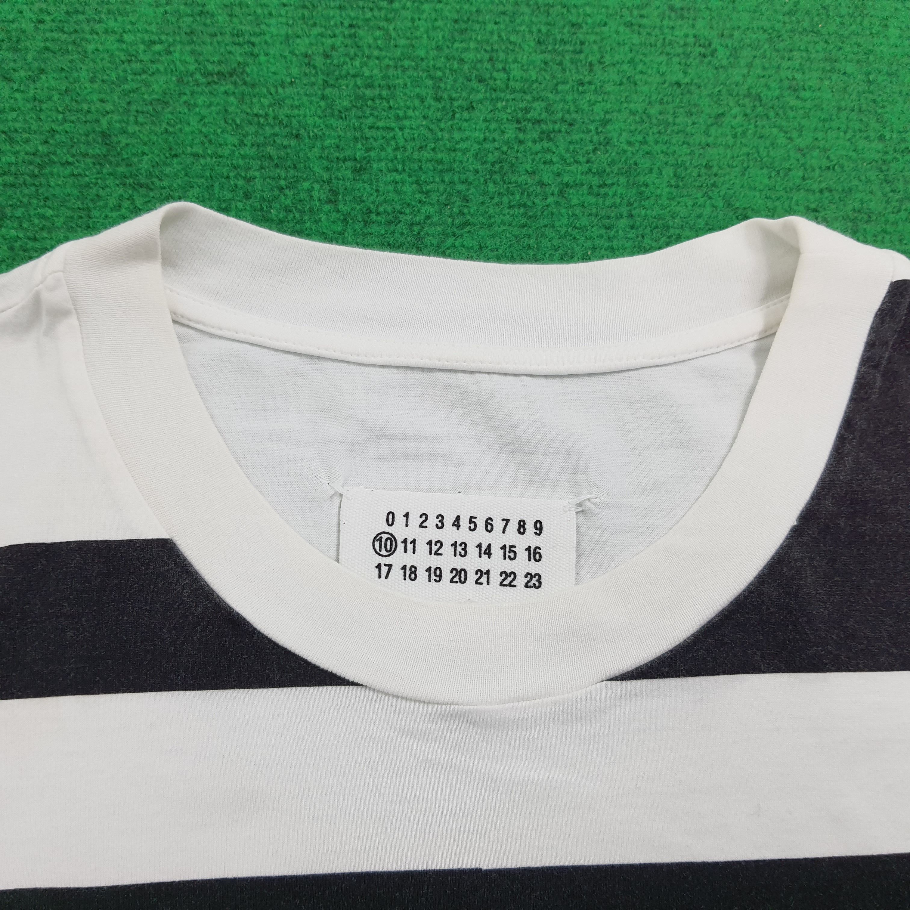 Vintage Vintage Maison Margiela Designer Tshirt C62N90 Size US XXL / EU 58 / 5 - 4 Thumbnail