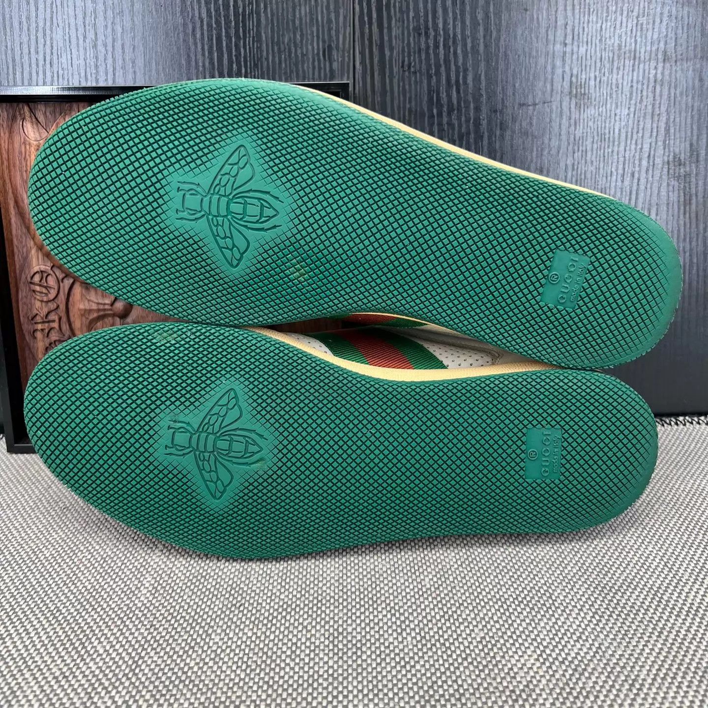 Gucci Gucci Distressed Sneakers gray-green US9 EU43 new box Size US 10 / EU 43 - 7 Thumbnail