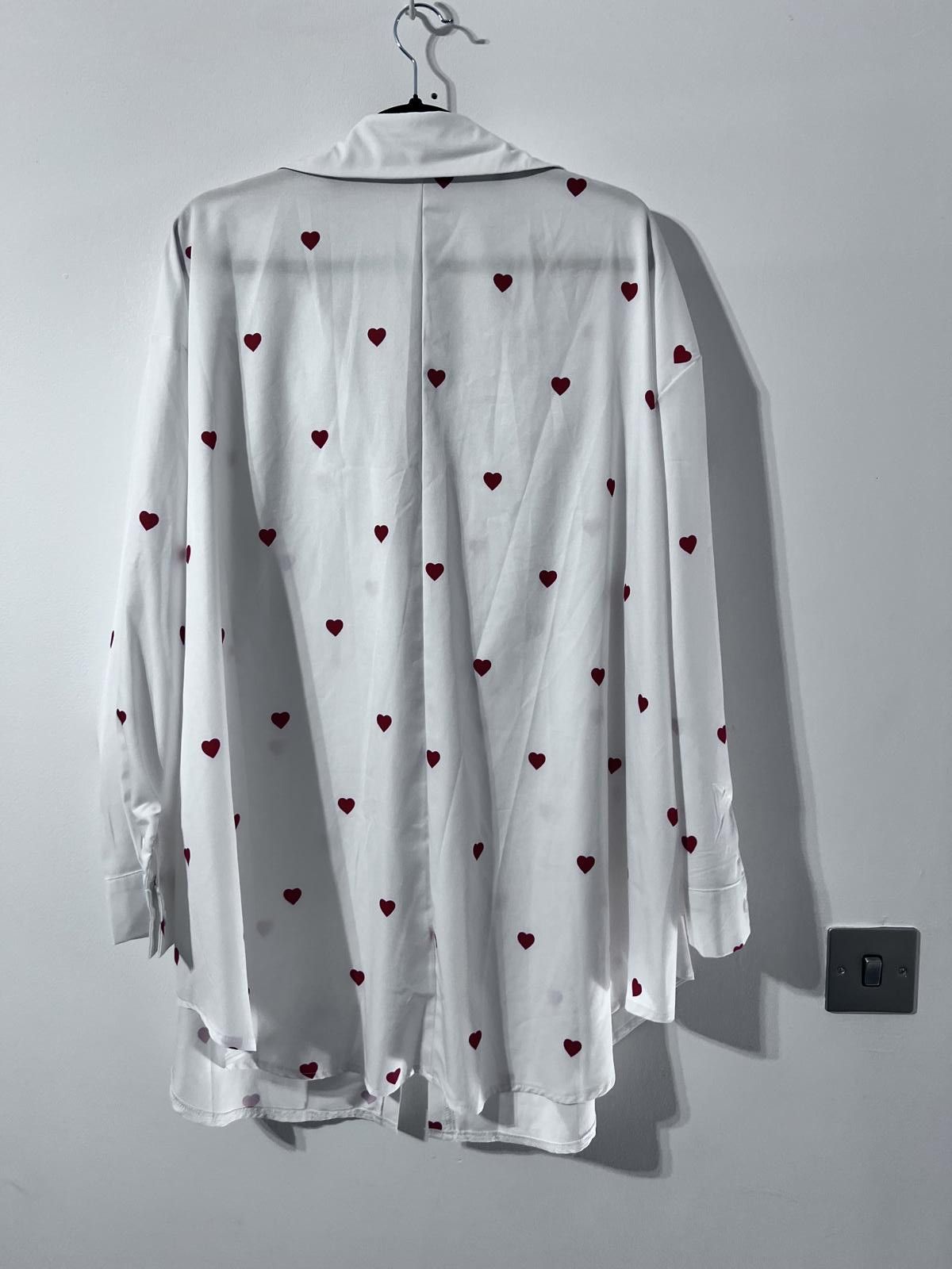 Other Shein Curve White Shirt with Red Heart Print – Size 6XL Size 4XL / US 24-26 - 6 Thumbnail