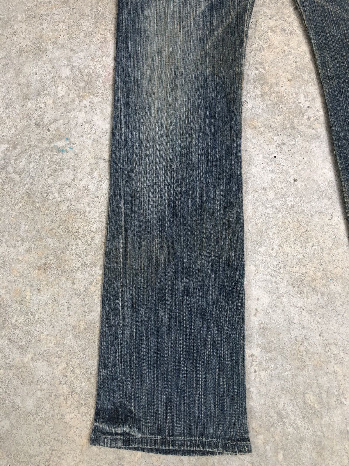 Who Decides War Japanese Takeo Kikuchi Flared Jeans Distressed Jeans Size US 31 - 6 Thumbnail