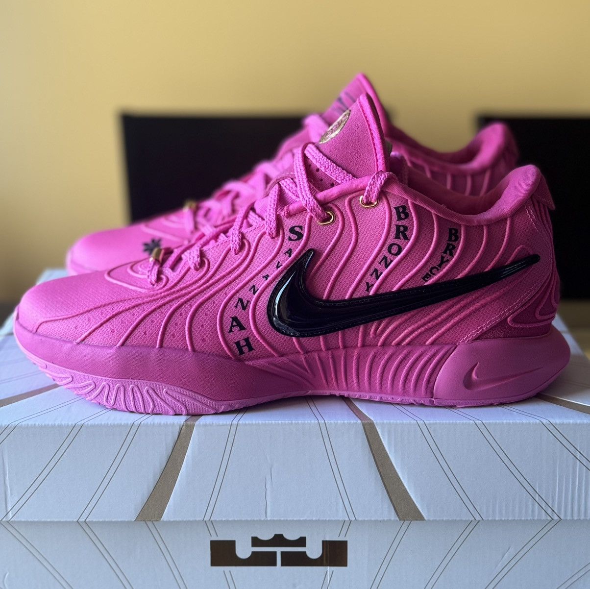 Nike Lebron 21 Eybl PJ “ Welcome To The EYBL Fam 2024” Size 8 Size US 8 / EU 41 - 3 Thumbnail