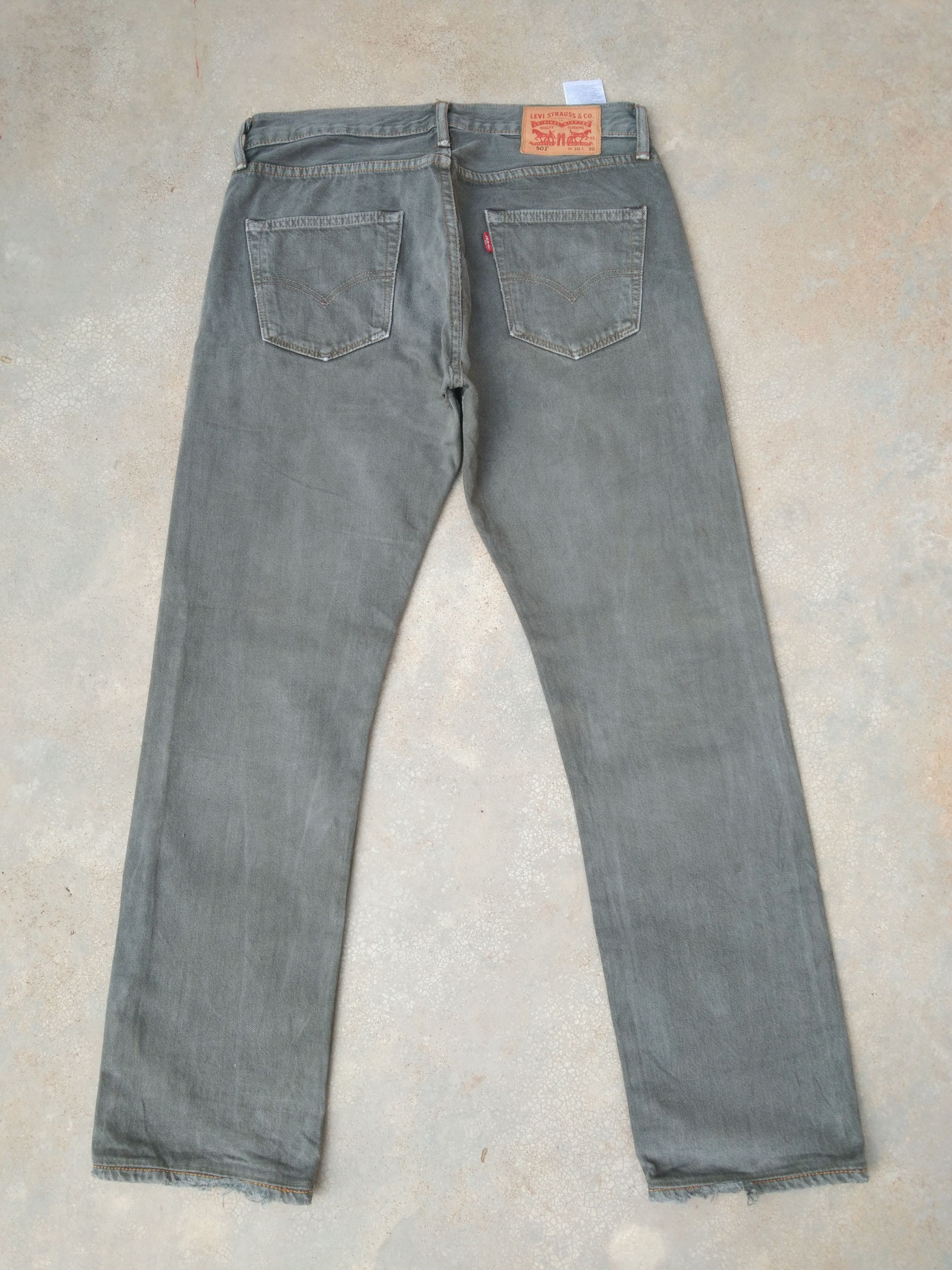 Levi's × Vintage Vintage Levis 501 Distressed Jeans 30x29 Size US 30 / EU 46 - 2 Thumbnail