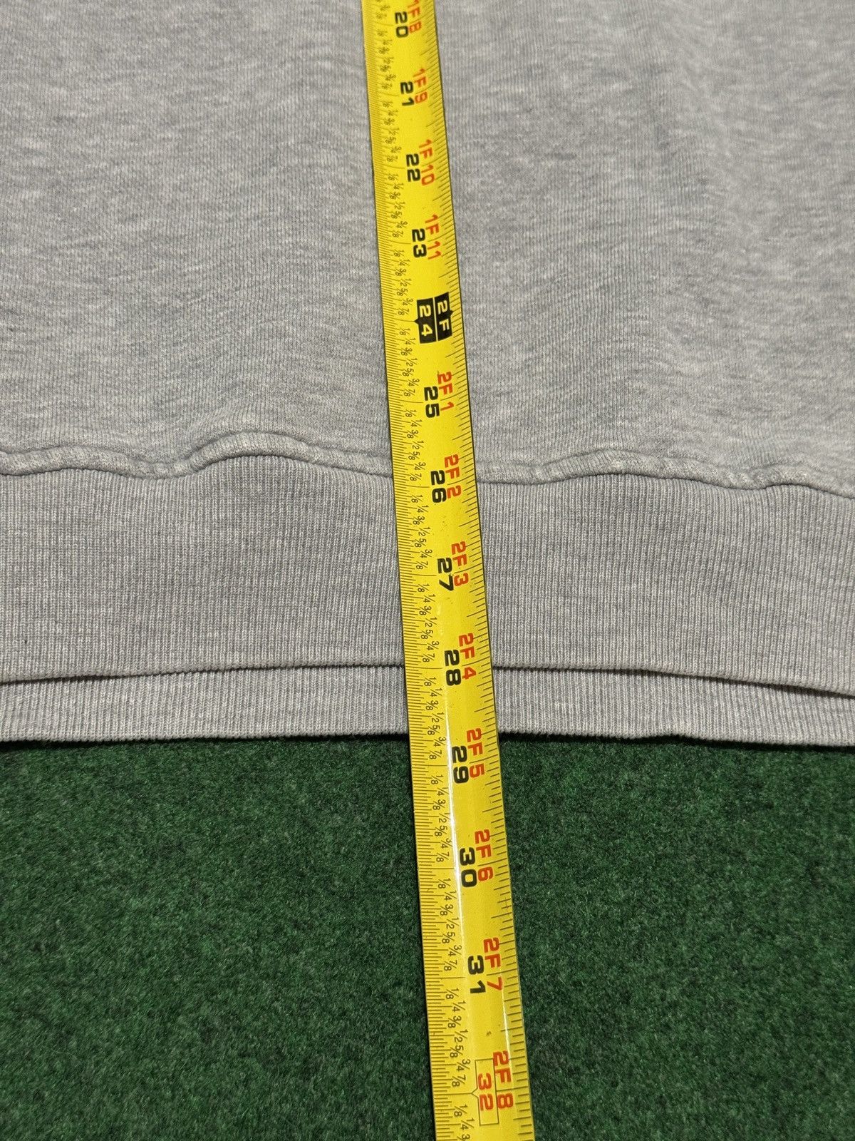 Tommy Hilfiger Vintage 90s Tommy Hilfiger Minimalist Retro XXL Sweatshirt Size US XXL / EU 58 / 5 - 6 Thumbnail
