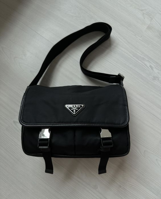 Prada Re-Nylon and Saffiano leather shoulder bag 