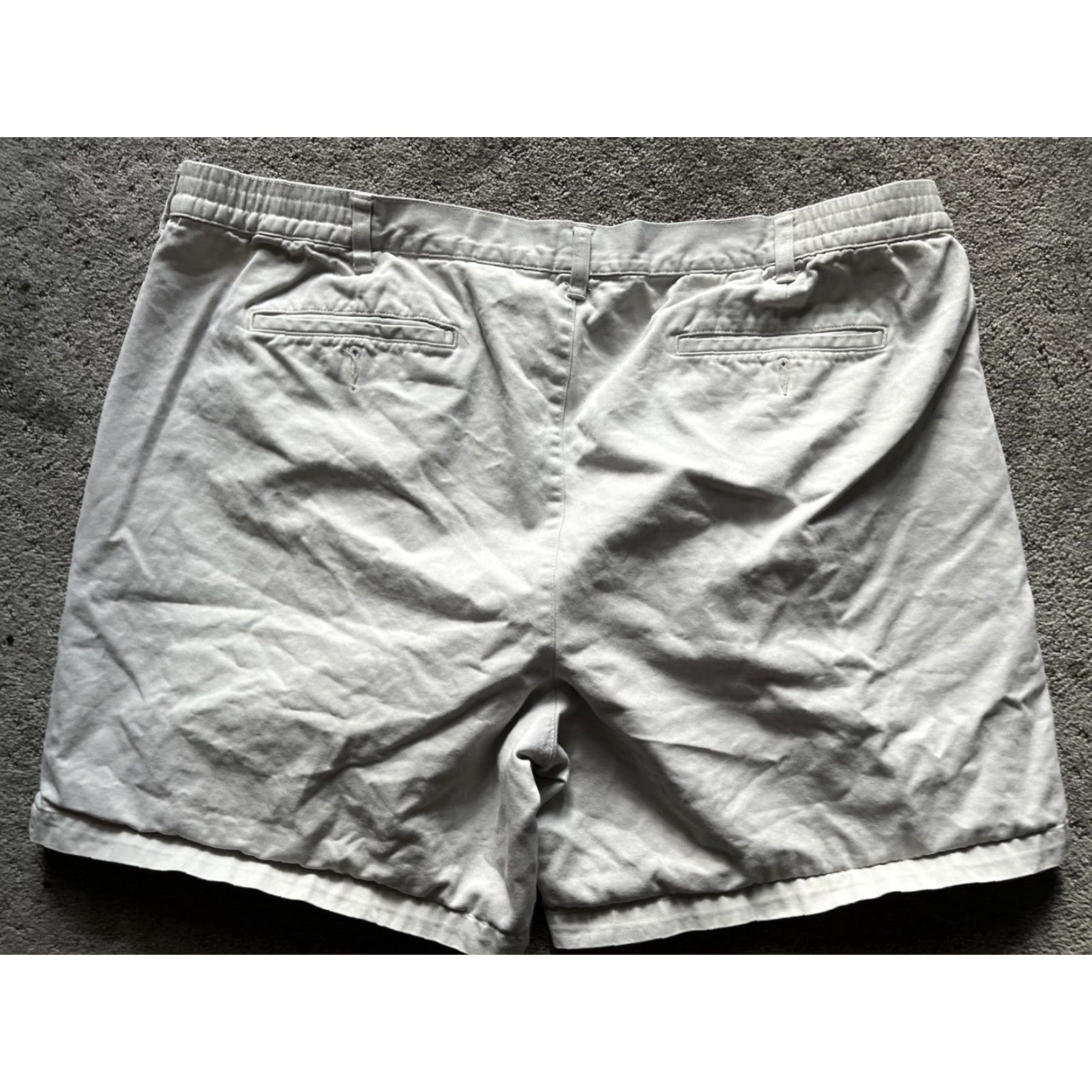 Eddie Bauer Eddie Bauer Shorts Mens 46 Beige Chino Casual Flat Front Pockets 9in Inseam Regular Waist 46 Tan 90s Outdoor Vintage No? Size US 30 / EU 46 - 2 Thumbnail
