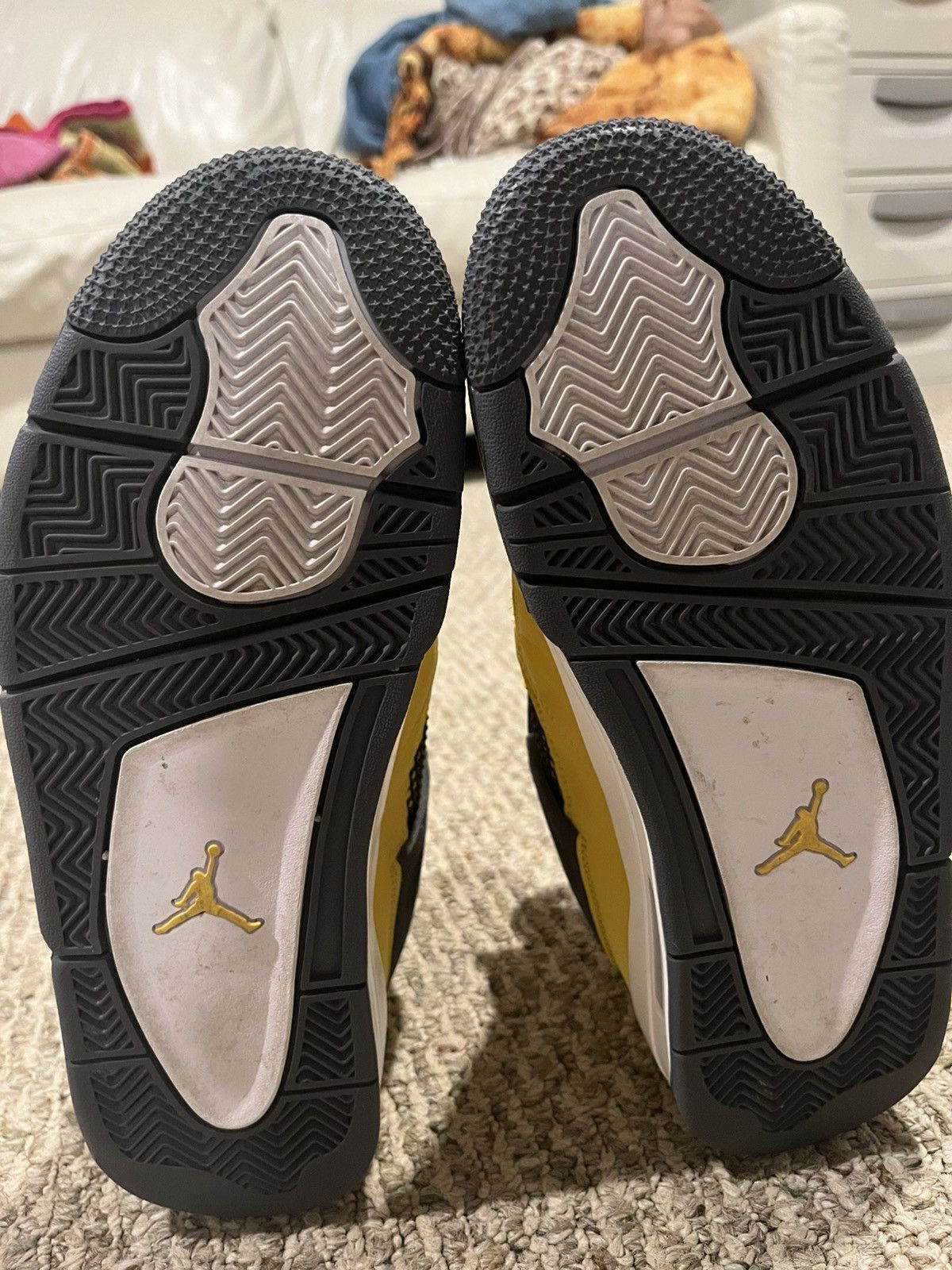 Jordan Brand Jordan 4 taxi/lightning VNDS Size US 8.5 / EU 41-42 - 5 Thumbnail