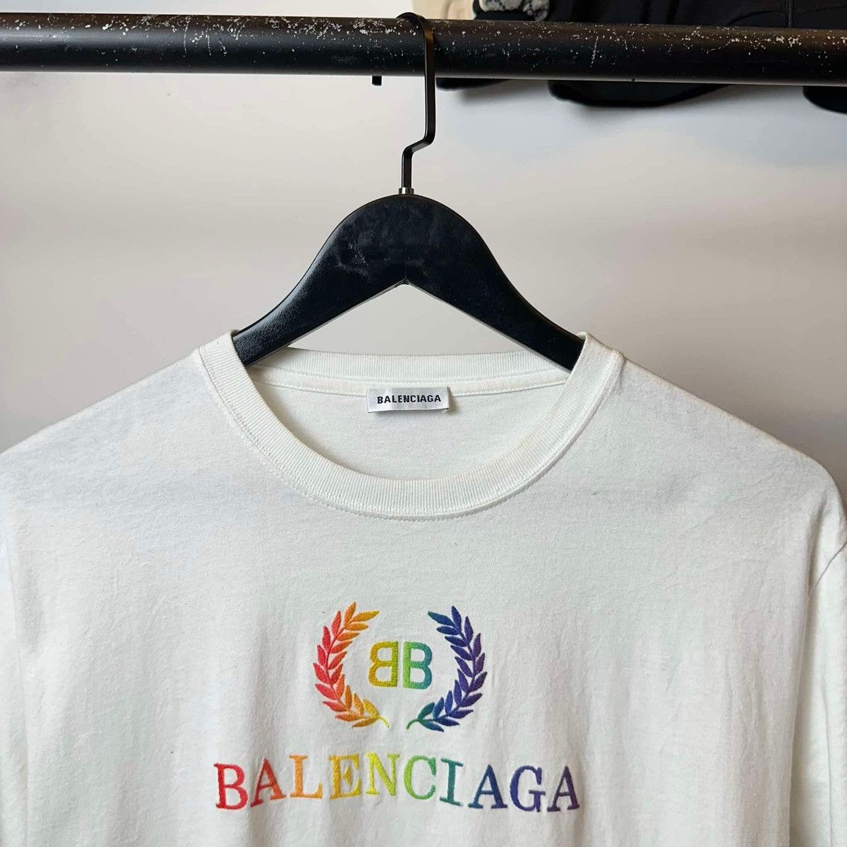 Balenciaga BALENCIAGA MULTI COLLOR WHITE T SHIRT Size US XL / EU 56 / 4 - 3 Thumbnail