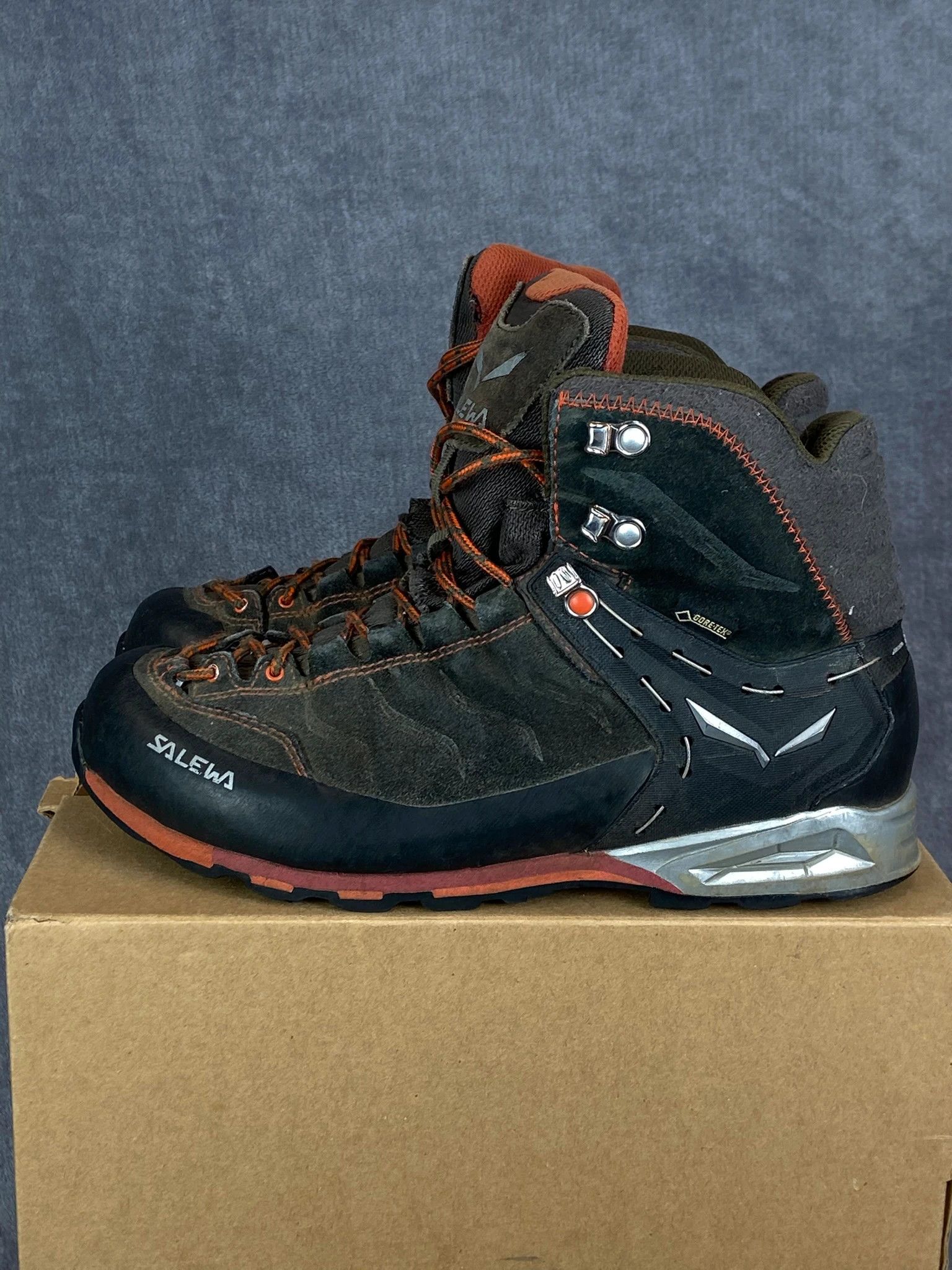 SALEWA Salewa Gore-Tex Khaki Trekking Shoes Size 41 Size US 8 / EU 41 - 2 Thumbnail
