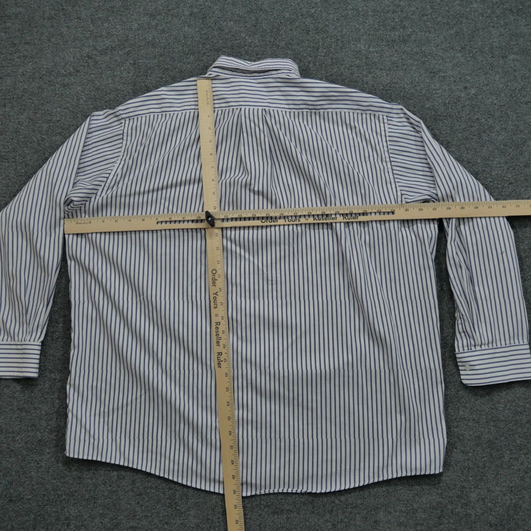 Arrow VINTAGE Arrow Shirt Mens 34 Blue White Striped Button Down Oxford Shirt Mens 34 Blue White Striped Button-Down Arrow Size US S / EU 44-46 / 1 - 7 Thumbnail