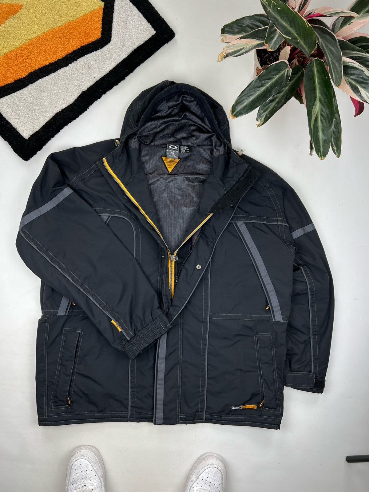 90's 2000's oakley - fade. track jacket