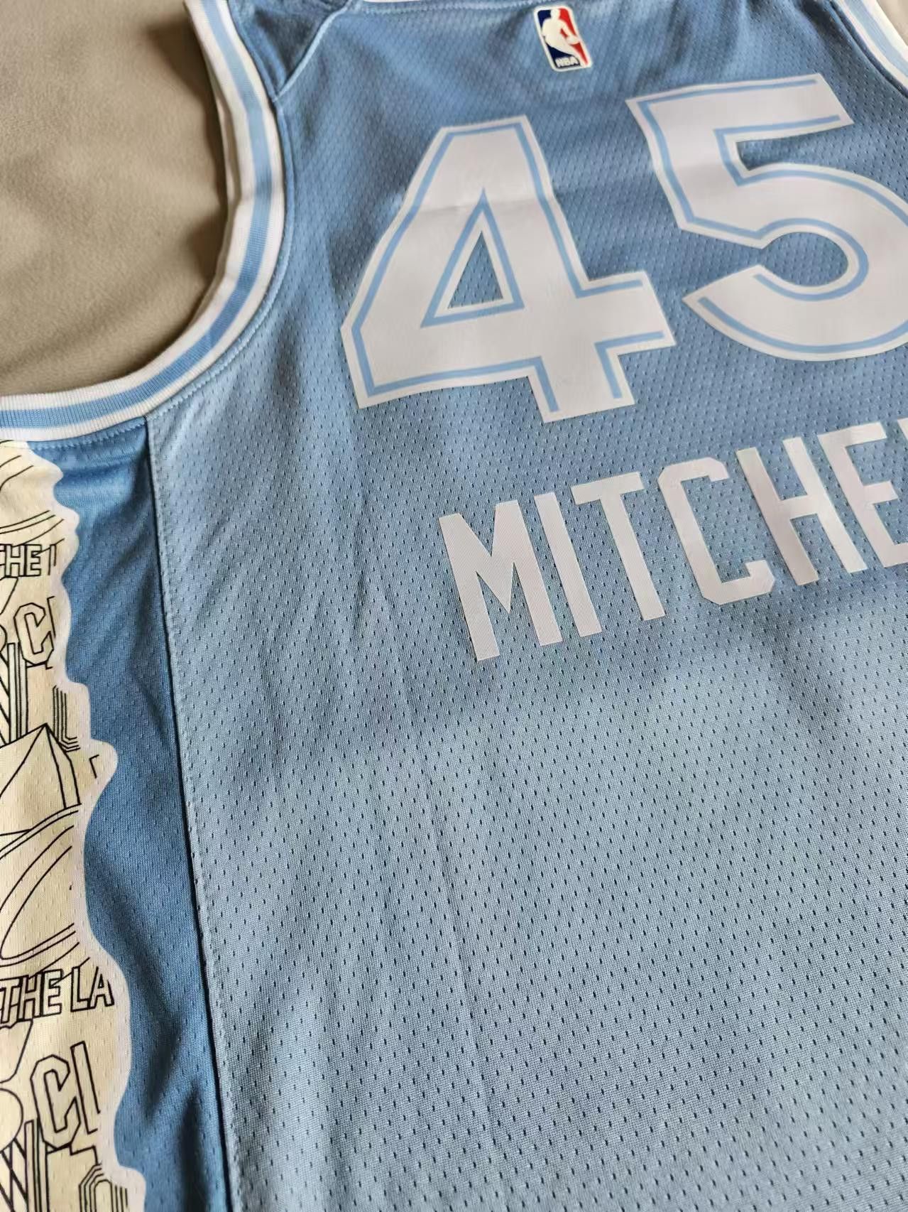 NBA Donovan Mitchell Jersey 45 Cavaliers City Edition Jersey XL Size US XL / EU 56 / 4 - 4 Thumbnail