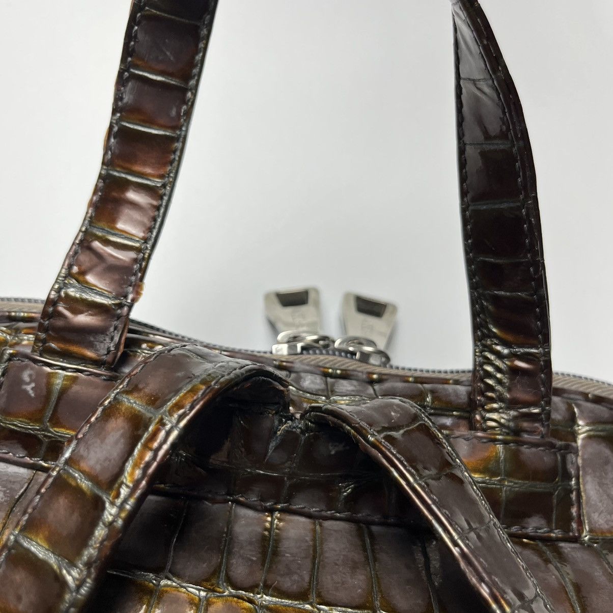 Moschino Rare Moschino Y2K Croc Embossed Mini Backpack Patent Leather Size ONE SIZE - 11 Thumbnail
