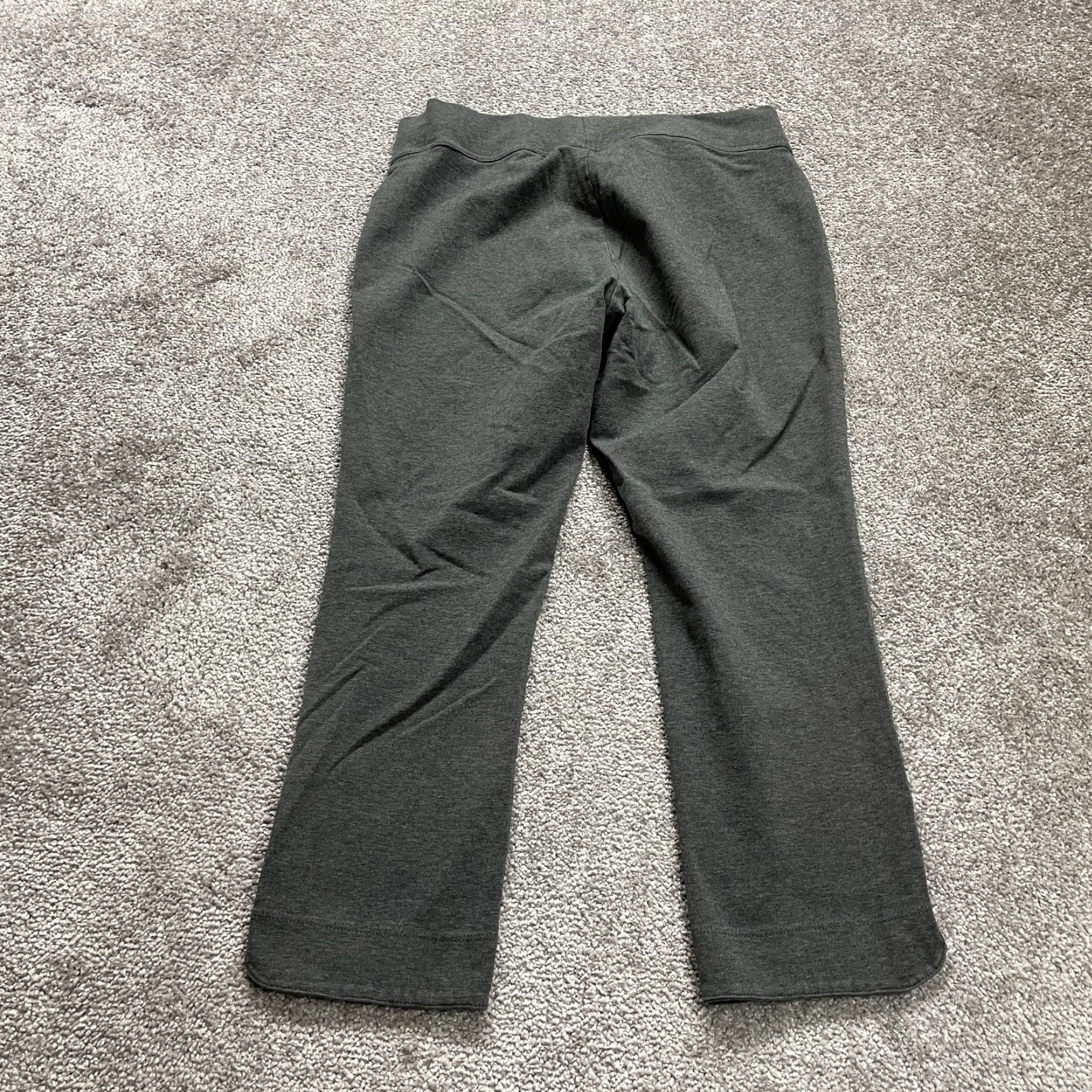Lands' End Lands' End Cropped Leggings Women's Small Gray Solid Stretch Athletic Activewear 30x23 Size 28" / US 6 / IT 42 - 2 Thumbnail