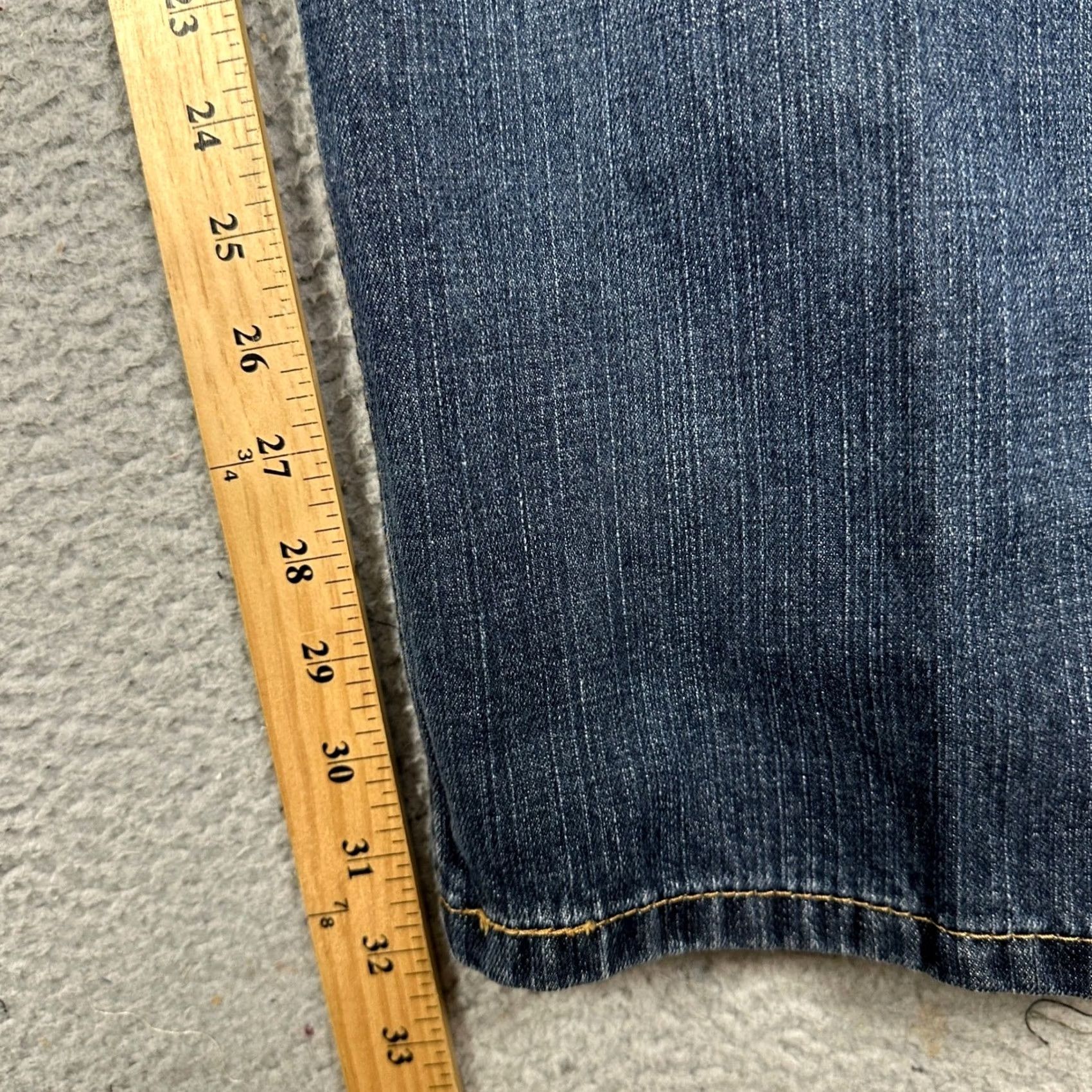 Levi's Levi's 569 Jeans Mens 44X32 Blue Relaxed Straight 5-Pocket Denim Casual EUC Size US 44 / EU 60 - 7 Thumbnail