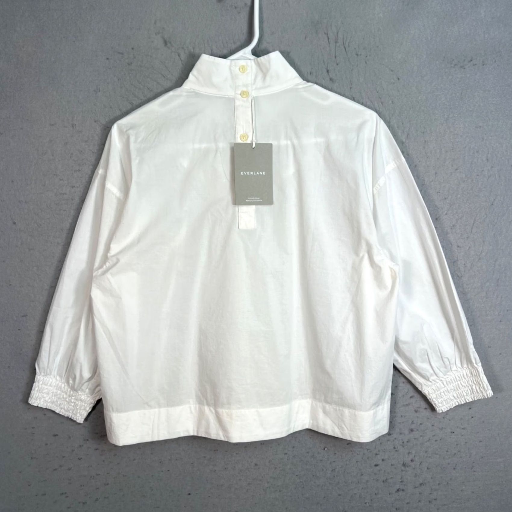 Everlane Everlane White Long Sleeve Smocked Cotton Top Womens Size S Shirt Blouse Size S / US 4 / IT 40 - 2 Thumbnail