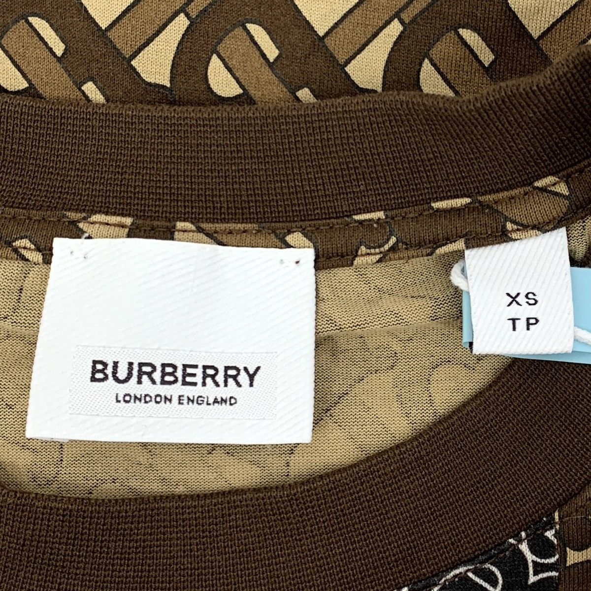Burberry Burberry TB All Over Logo Printed Short Sleeve T-shirt K26WX Size US XS / EU 42 / 0 - 3 Thumbnail
