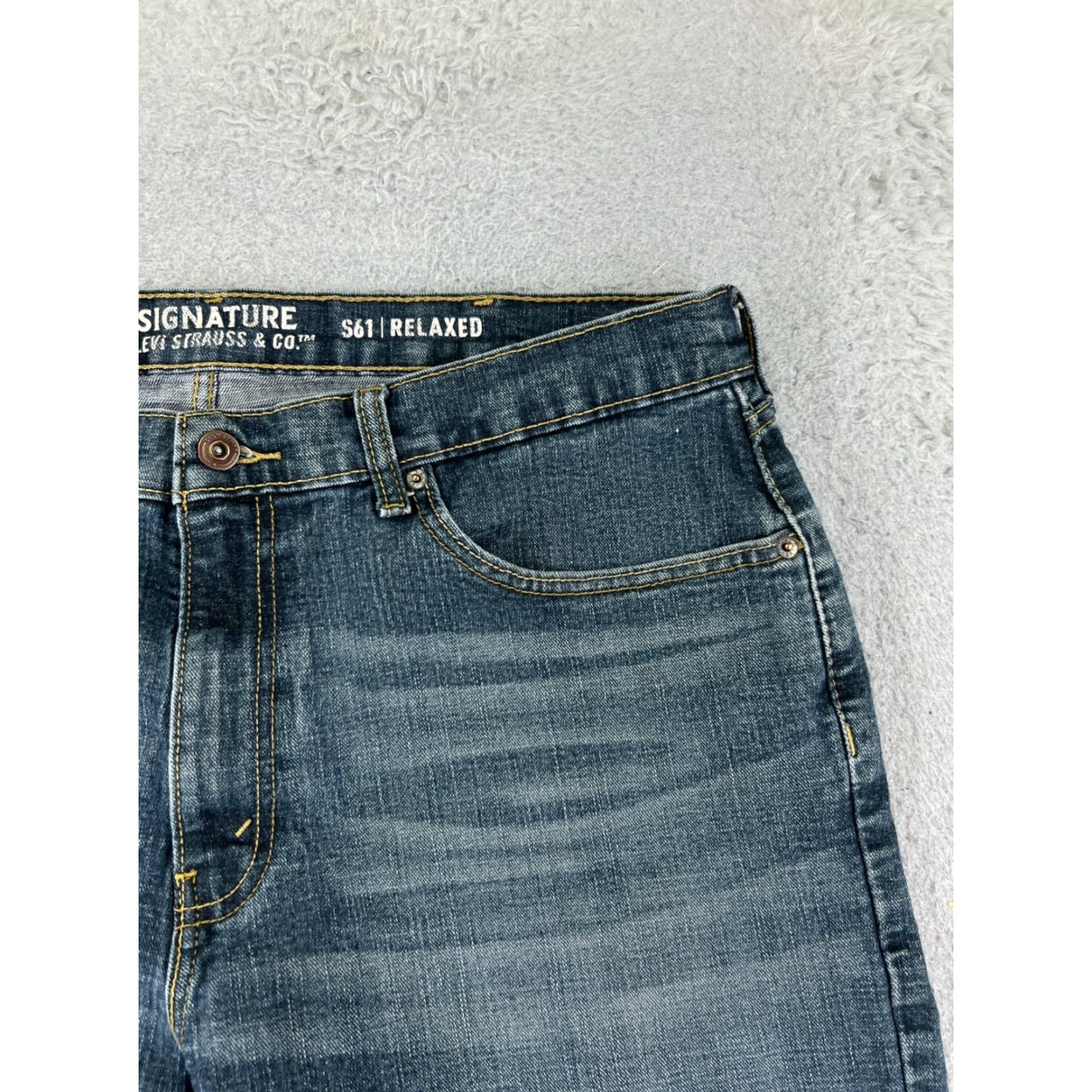 Levi's Levis Shorts Mens 38 Blue Cutoff Denim Jean S61 Relaxed Fit Cotton Blend 36x13 Size US 38 / EU 54 - 5 Thumbnail