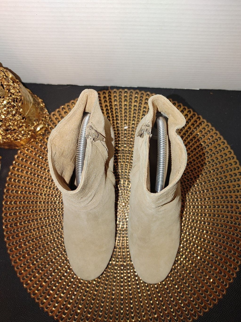 Banana Republic Banana Republic Suede Booties Size 7.5 Size US 7.5 / IT 37.5 - 2 Thumbnail