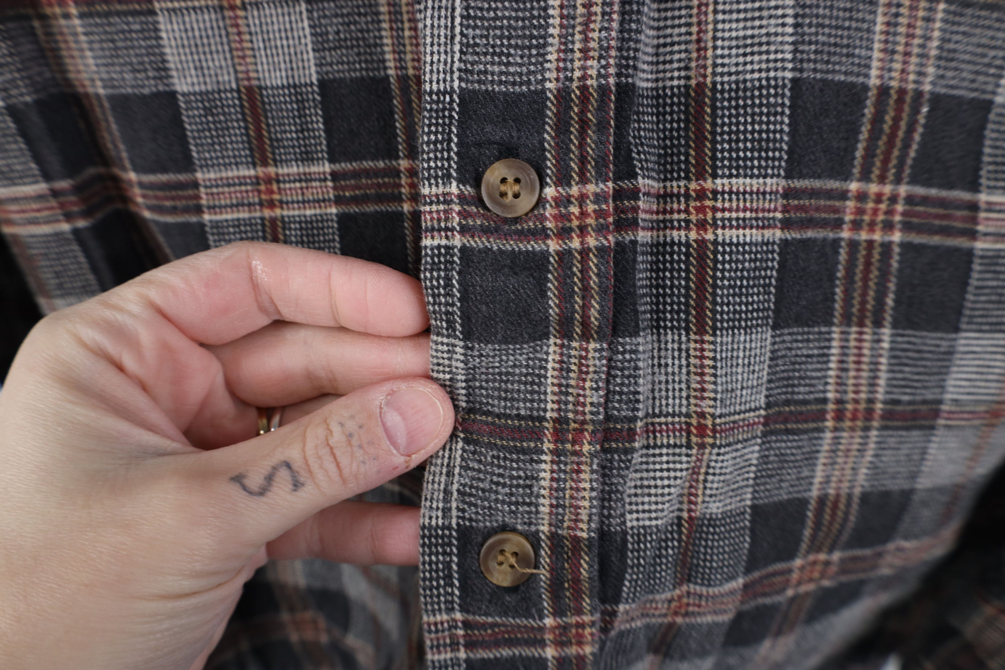 Vintage Vintage 90s Streetwear Collared Button Down Shirt Plaid Size US L / EU 52-54 / 3 - 5 Thumbnail