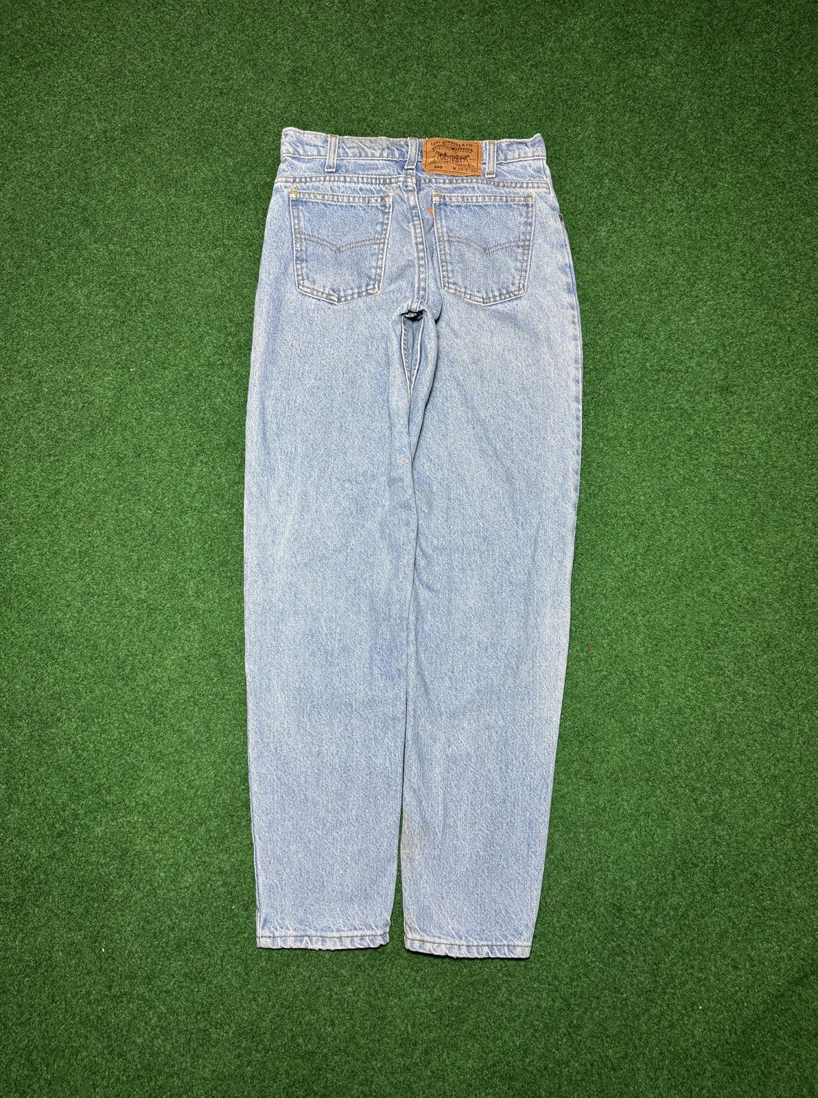 Levi's Vintage Clothing × Vintage Vintage 90s Levi’s 550 Orange Tab Grunge Light Wash Jeans Size US 29 - 1 Thumbnail