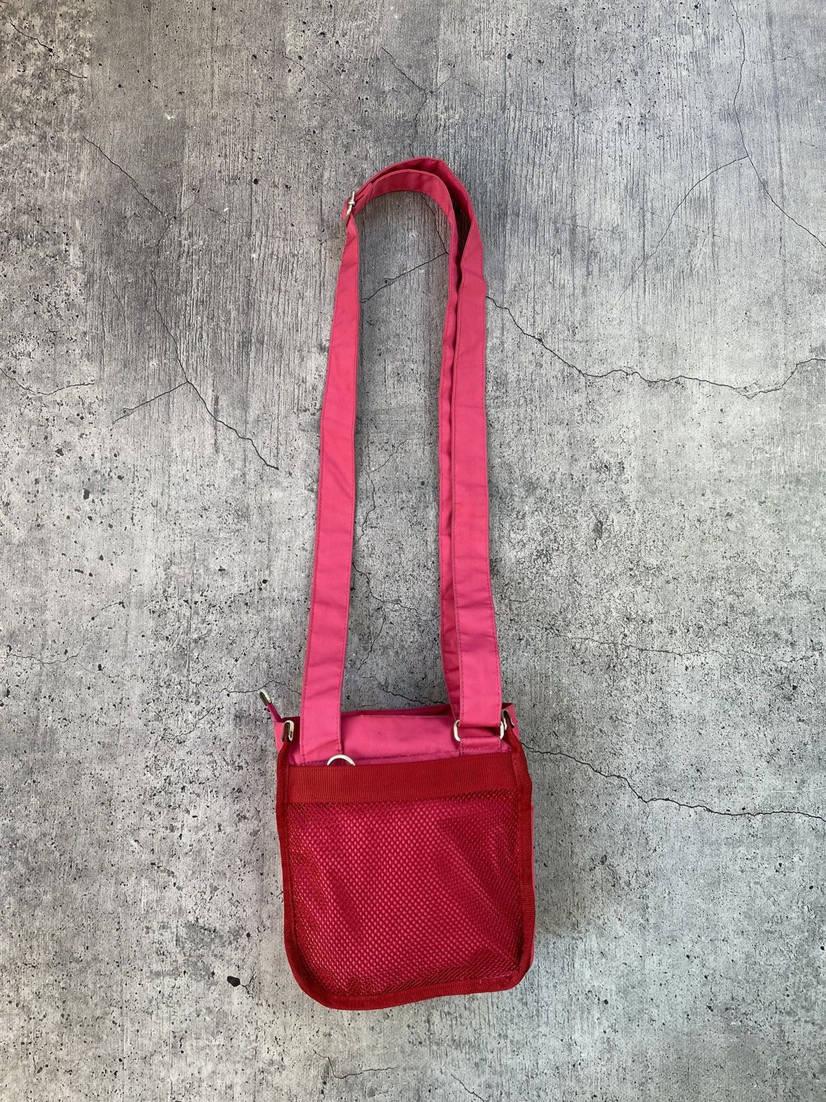 Lacoste × Vintage Vintage Lacoste Y2K pink messenger glamour bag🎀 Size ONE SIZE - 5 Thumbnail