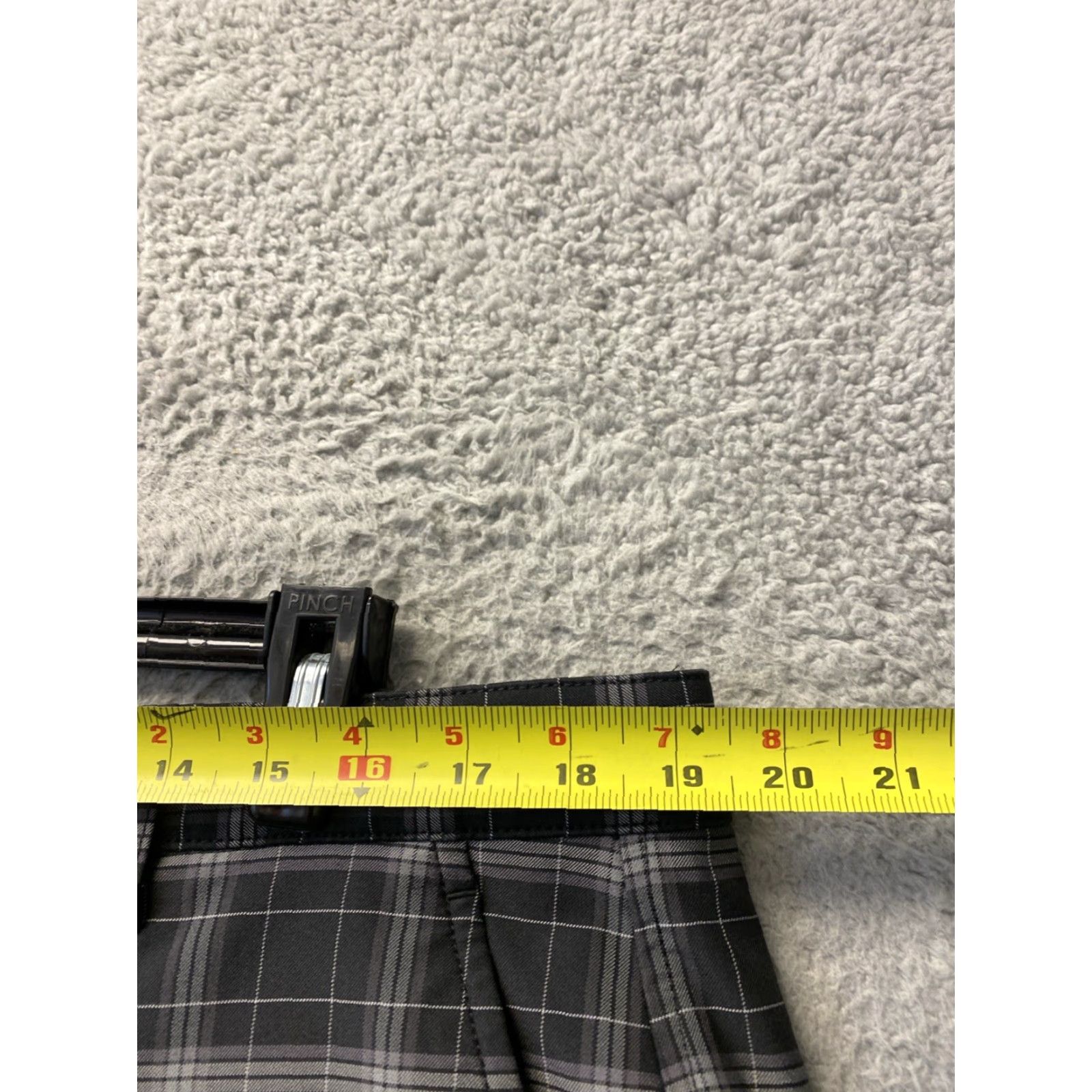 Footjoy FOOTJOY MENS GLEN PLAID GOLF SHORTS SIZE 38 BLACK 155-20 Size US 38 / EU 54 - 3 Thumbnail