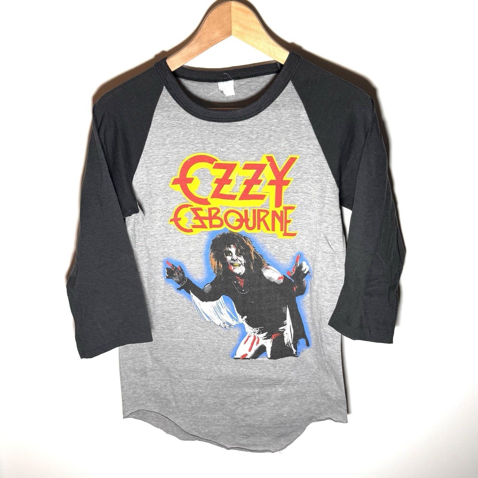 Band Tees Ozzy Osbourne Diary Of A Madman Raglan Small Graphic Tee Size S / US 4 / IT 40 - 1 Thumbnail