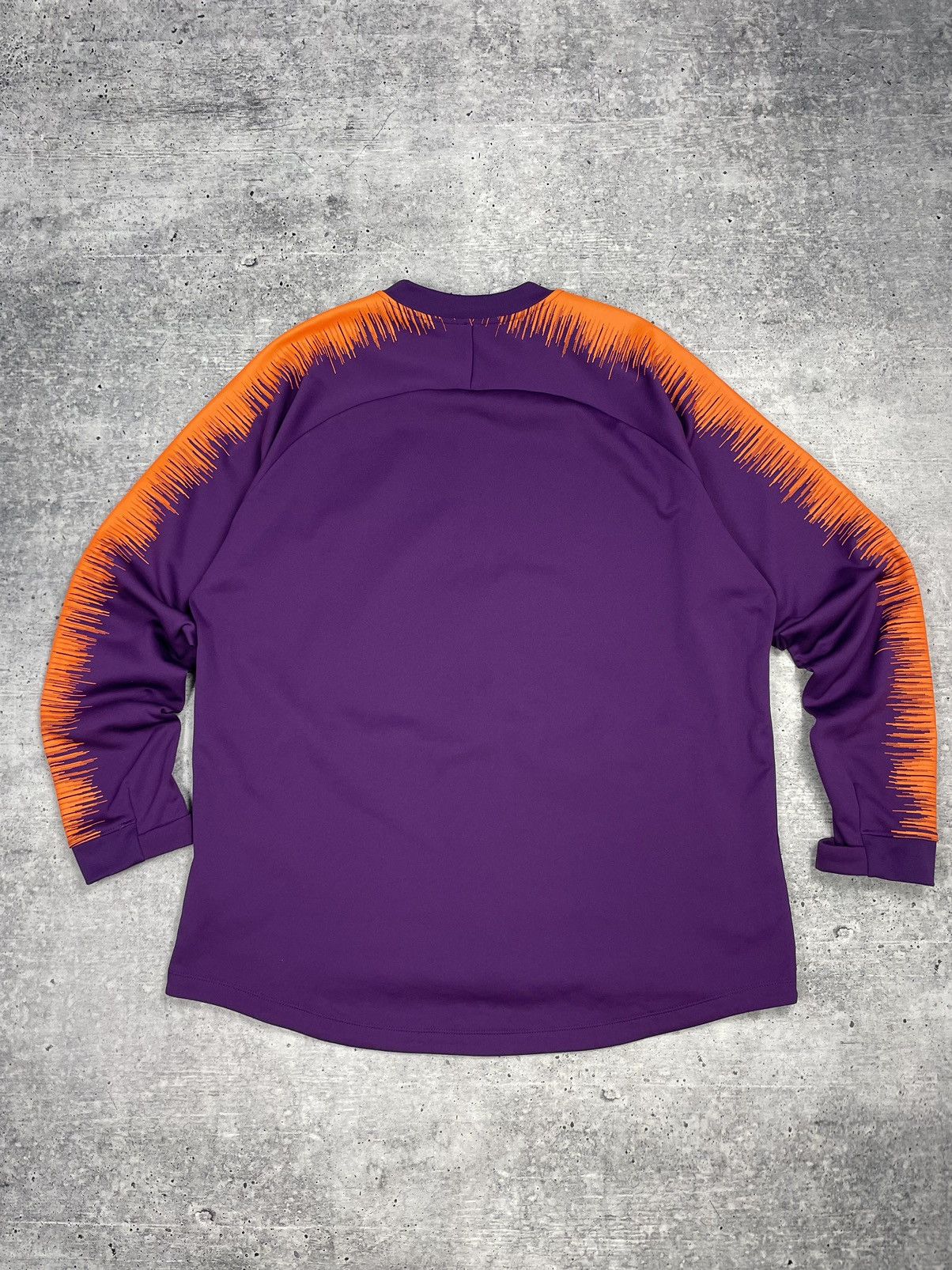 Nike × Vintage Vintage Nike Y2K Manchester City Reflective Logo Zip Olympic Size US XXL / EU 58 / 5 - 13 Thumbnail