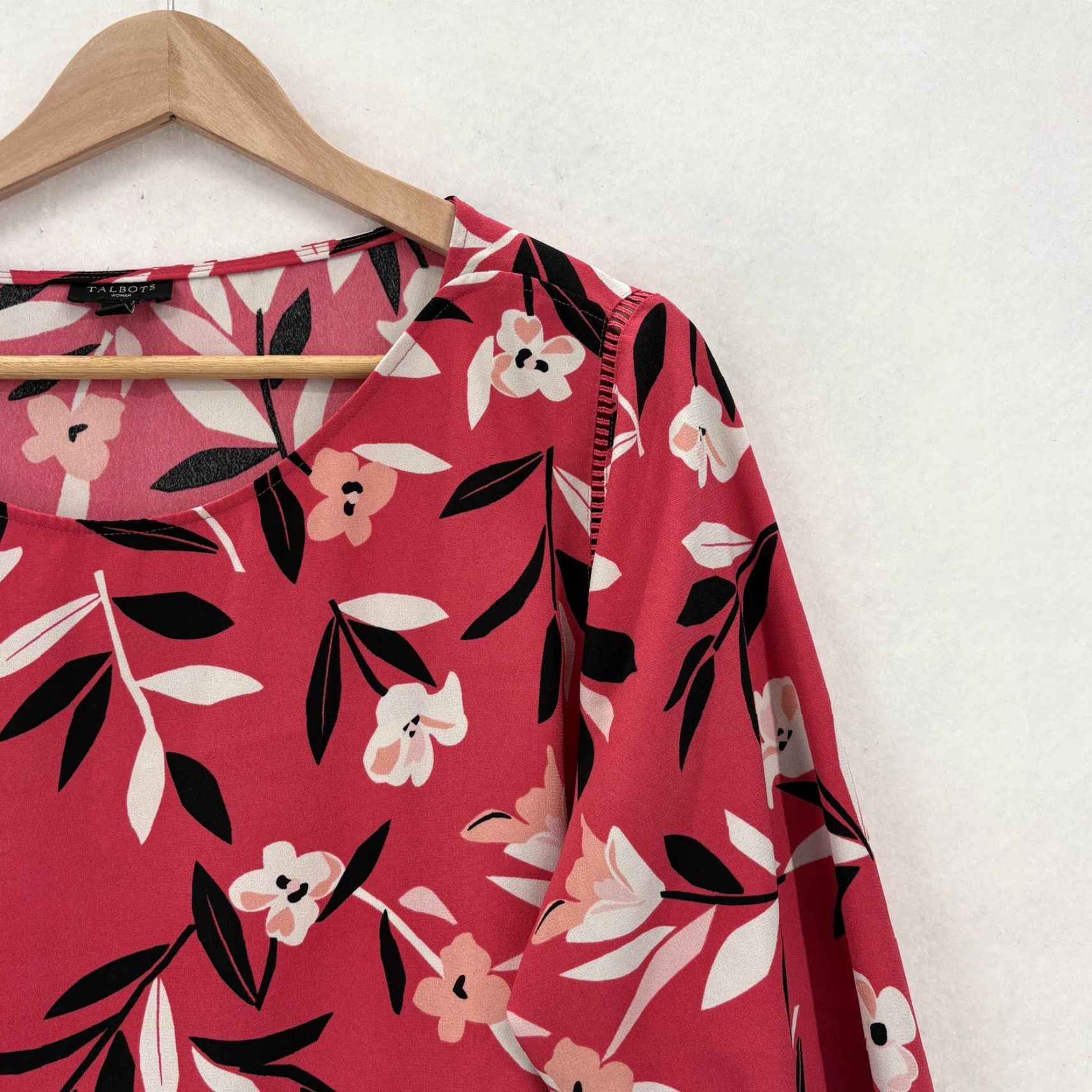 Talbots Talbots Shirt Womens 1X Pink Floral Bell Sleeve Blouse Tunic Top Lightweight Shirt Blouse Bell Sleeve Floral Tunic Pink Womens 1X Size XL / US 12-14 / IT 48-50 - 2 Thumbnail
