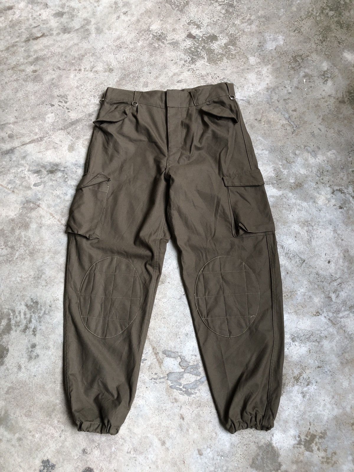 Vintage VINTAGE MILITARY ARMY CARGO PANT WORLD WAR STYLE Size US 35 - 1 Thumbnail