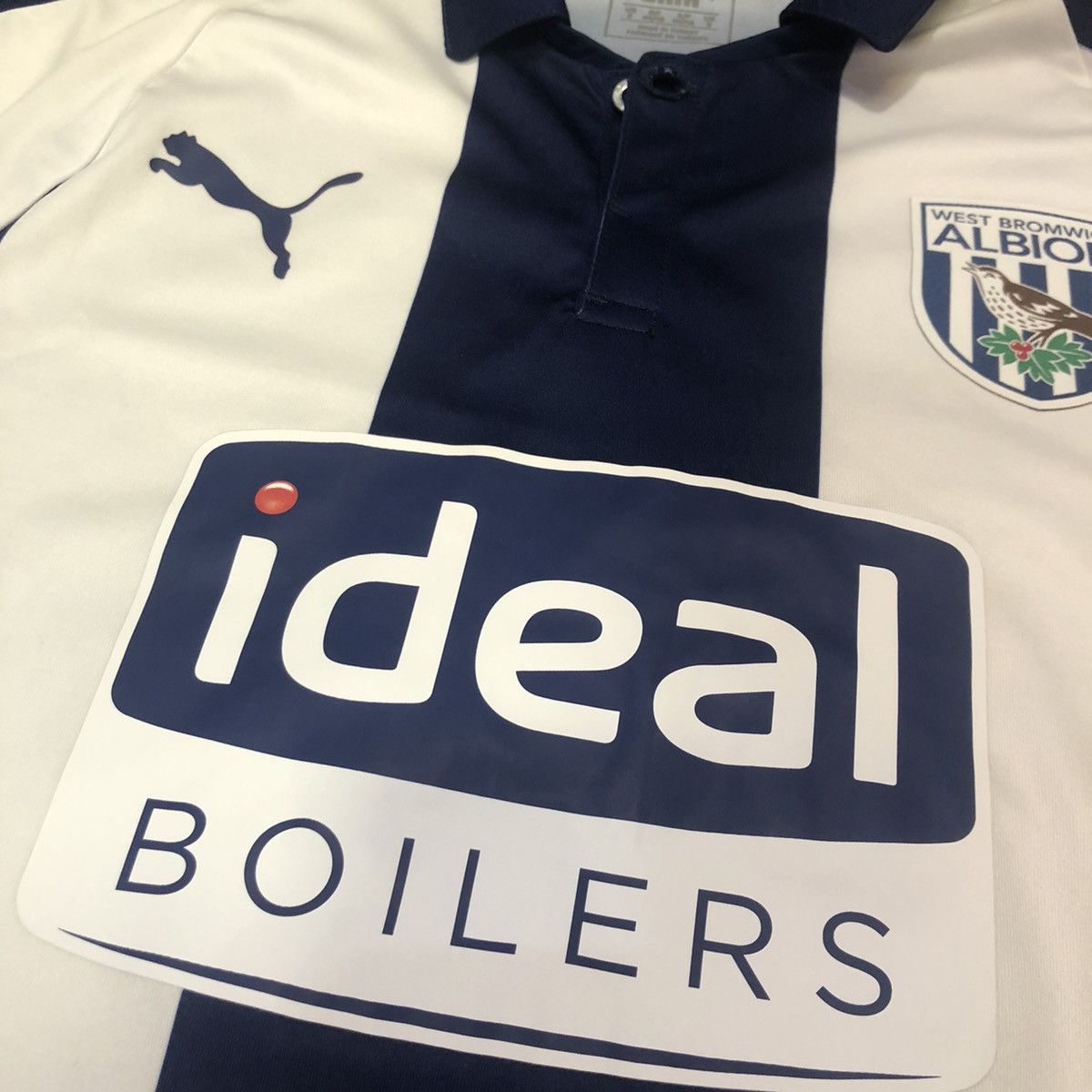 Puma West Bromwich 19/20 home shirt Size US S / EU 44-46 / 1 - 4 Thumbnail