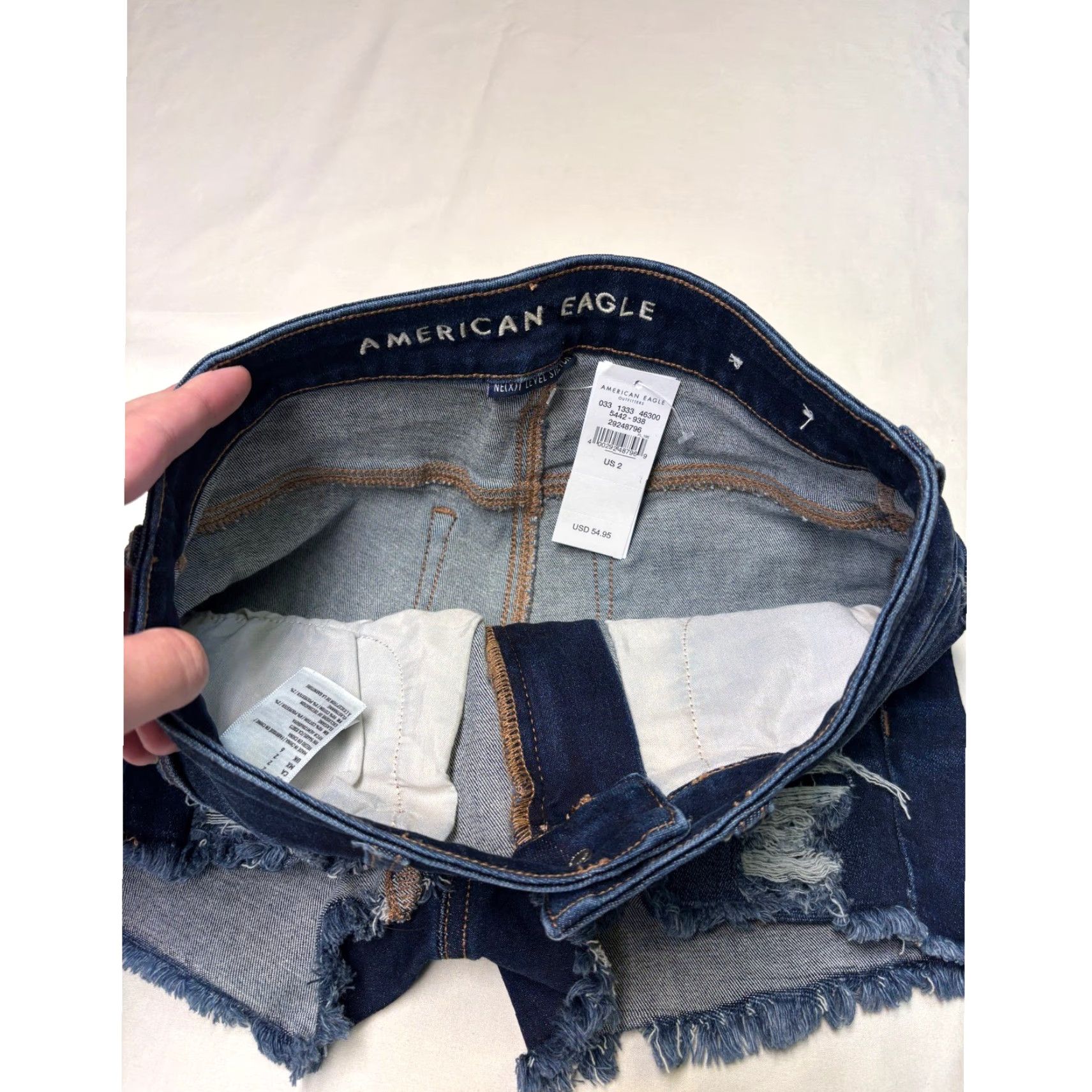 American Eagle Outfitters NWT American Eagle Hi-Rise Shortie Distressed Denim Shorts Dark Wash Sz 2 W28 L2 Size 27" / US 4 / IT 40 - 4 Thumbnail