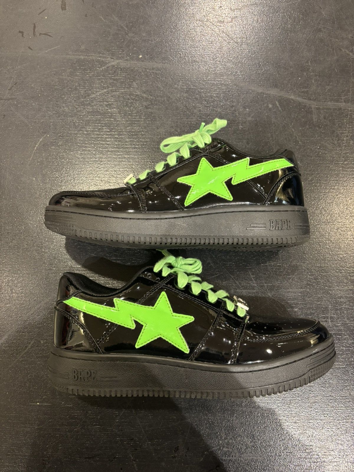 Bape Bapesta Patent Black / Green Size US 8.5 / EU 41-42 - 1 Thumbnail