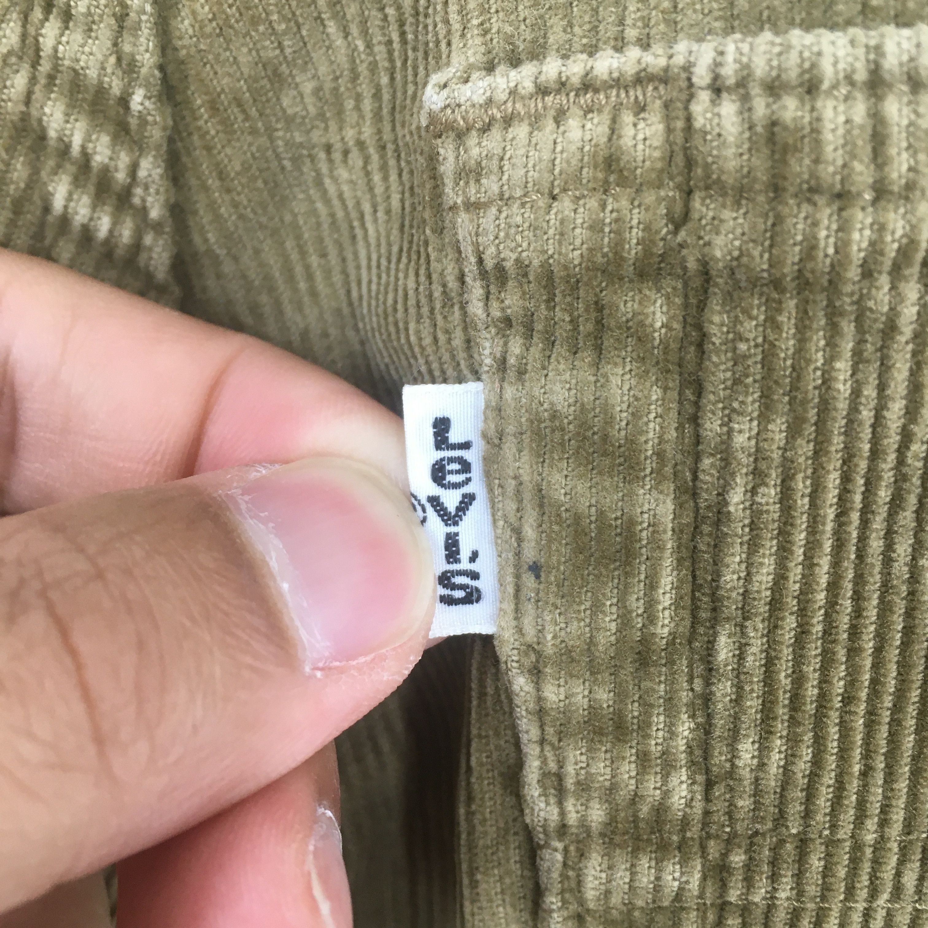 Levi's 29x32.5 Vintage Levi's 517 Corduroy Bootcut Pants S2005 Size US 29 - 13 Thumbnail