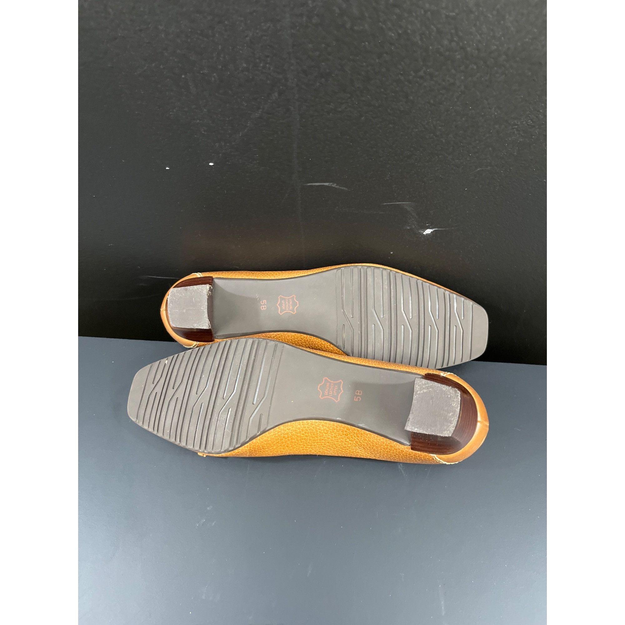 Talbots Talbots Women's Brown Shoes/Heeled Loafers Size 5B SKU 5377 Size US 5 / IT 35 - 5 Thumbnail