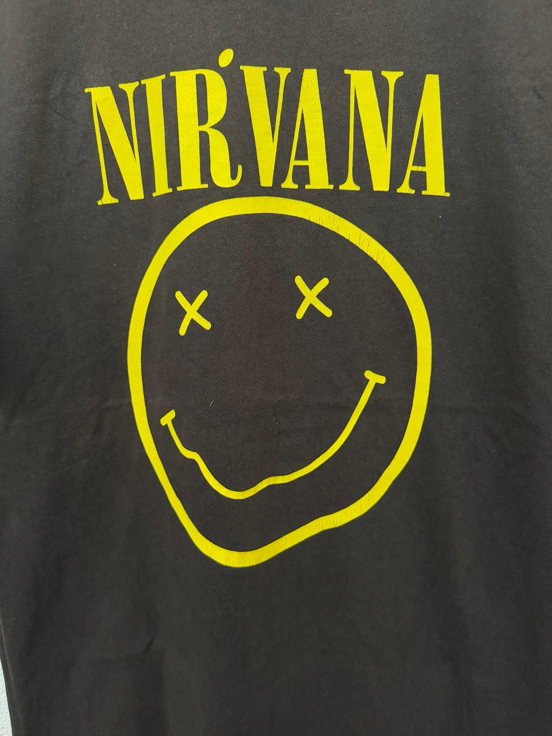 Band Tees Vintage y2k sunfaded nirvana smile tee Size US S / EU 44-46 / 1 - 2 Thumbnail
