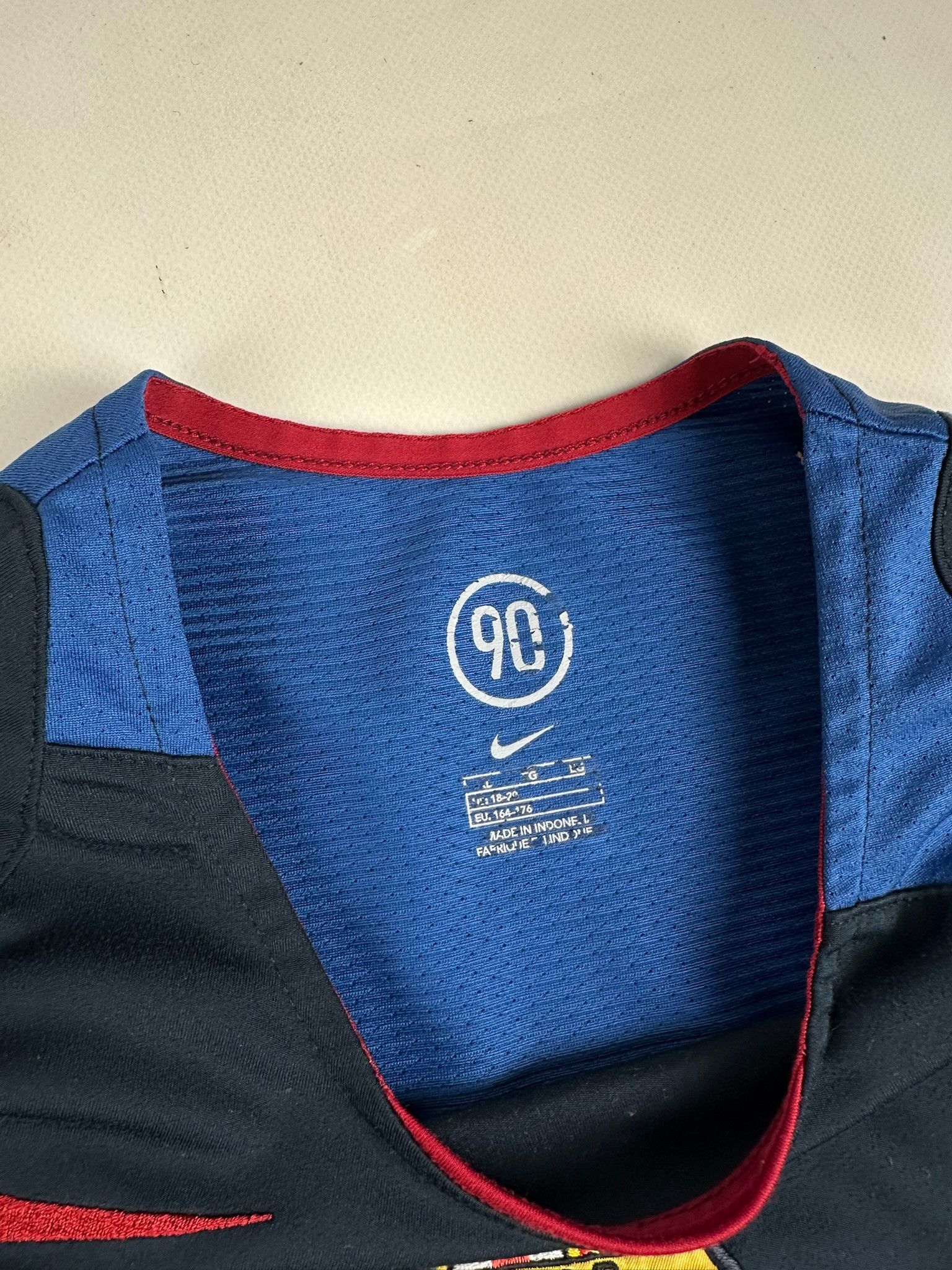 Nike Vintage Nike Barcelona Jersey Football Shirt Rare total 90 Size US M / EU 48-50 / 2 - 4 Thumbnail