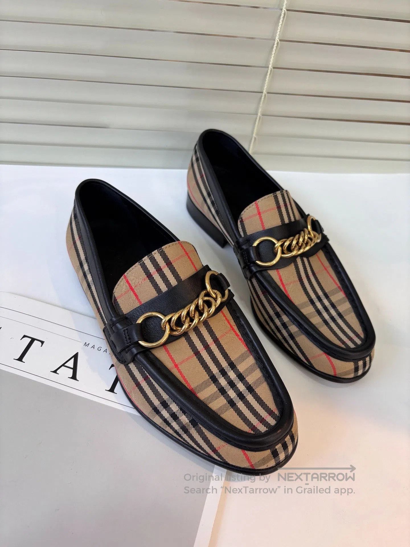 Burberry Burberry Classic Check Slip. Size US 4.5 / IT 34.5 - 1 Thumbnail