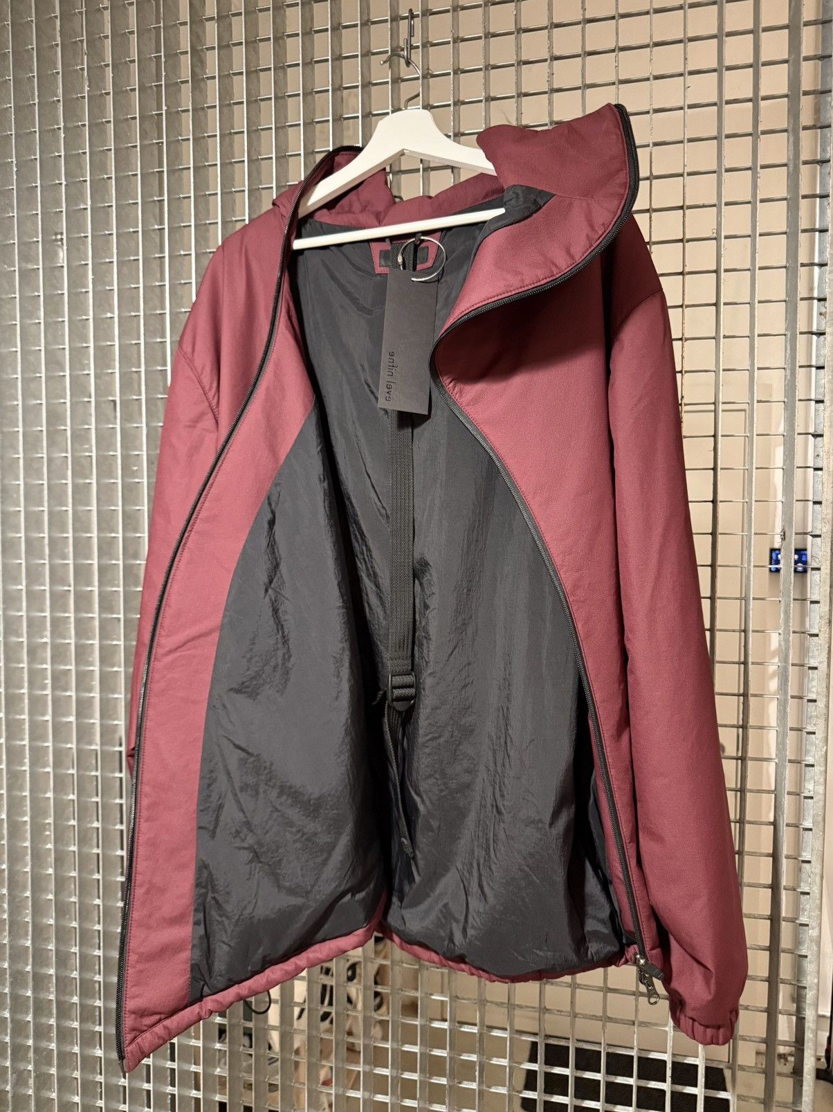 Enfin Leve Gurutze Insulated Hoodie Burgundy Size US L / EU 52-54 / 3 - 4 Thumbnail