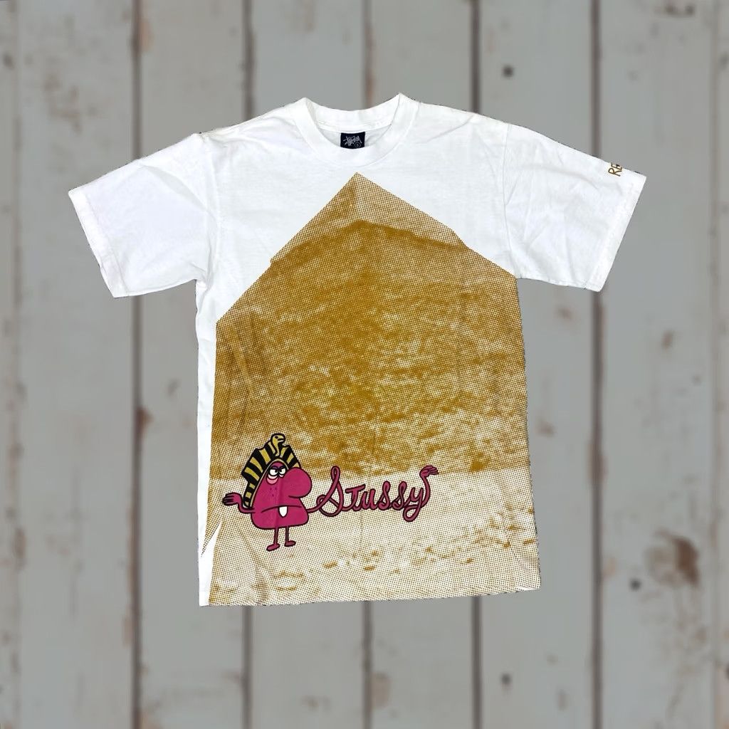 Vintage VINTAGE Stussy Shirt Mummy Pyramids Egyptian REAS Todd James S White Mens Small T-Shirt RARE Size US S / EU 44-46 / 1 - 1 Thumbnail