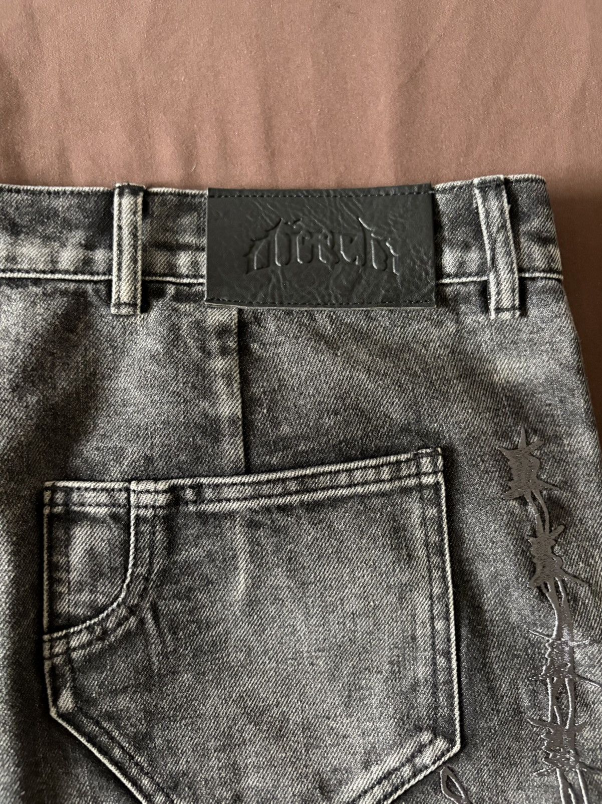 Other BARBED WIRE JORTS (COAL) Size US 38 / EU 54 - 4 Thumbnail