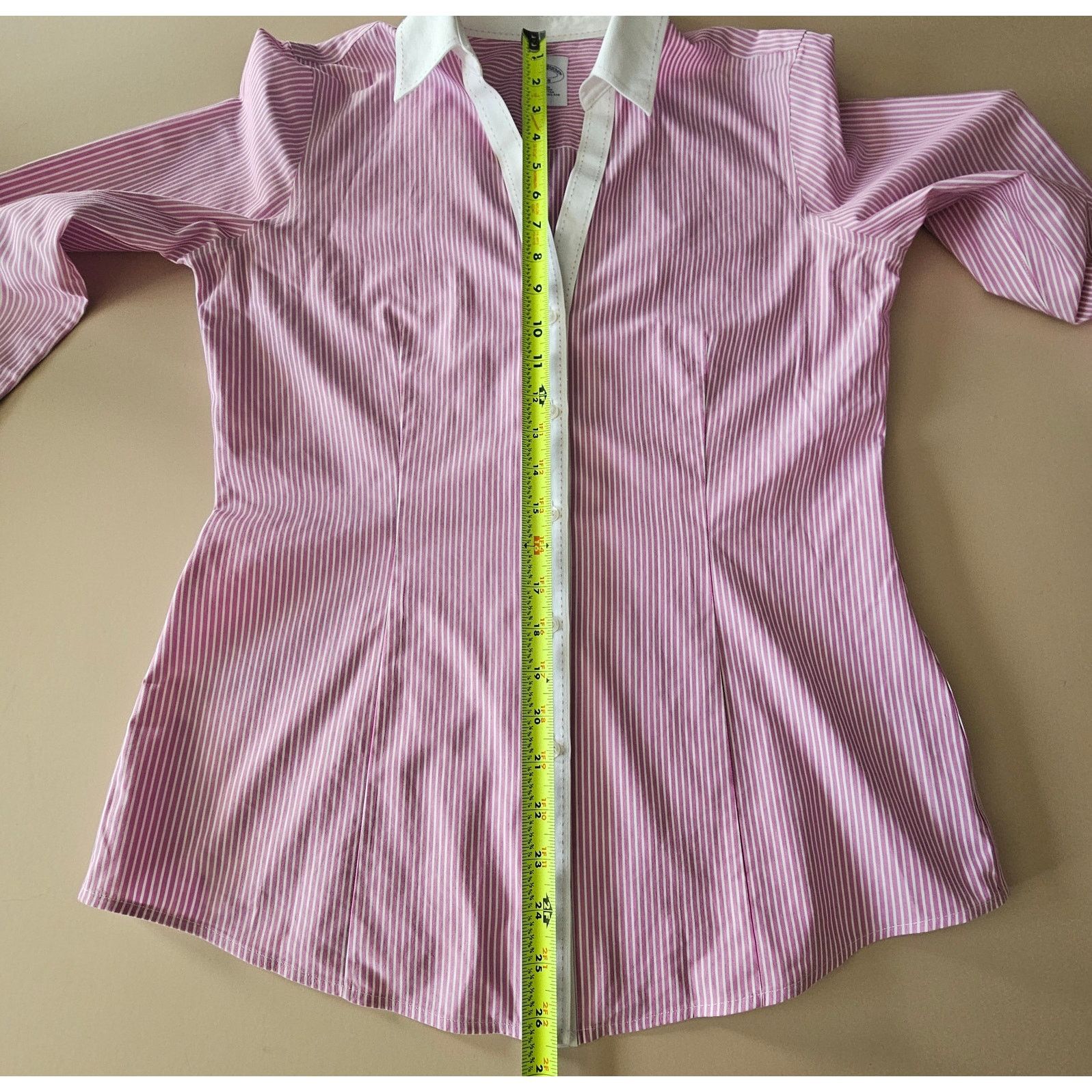 Brooks Brothers EUC Brooks Brothers 1818 Button Striped Blouse Dress Shirt 6 Size M / US 6-8 / IT 42-44 - 5 Thumbnail